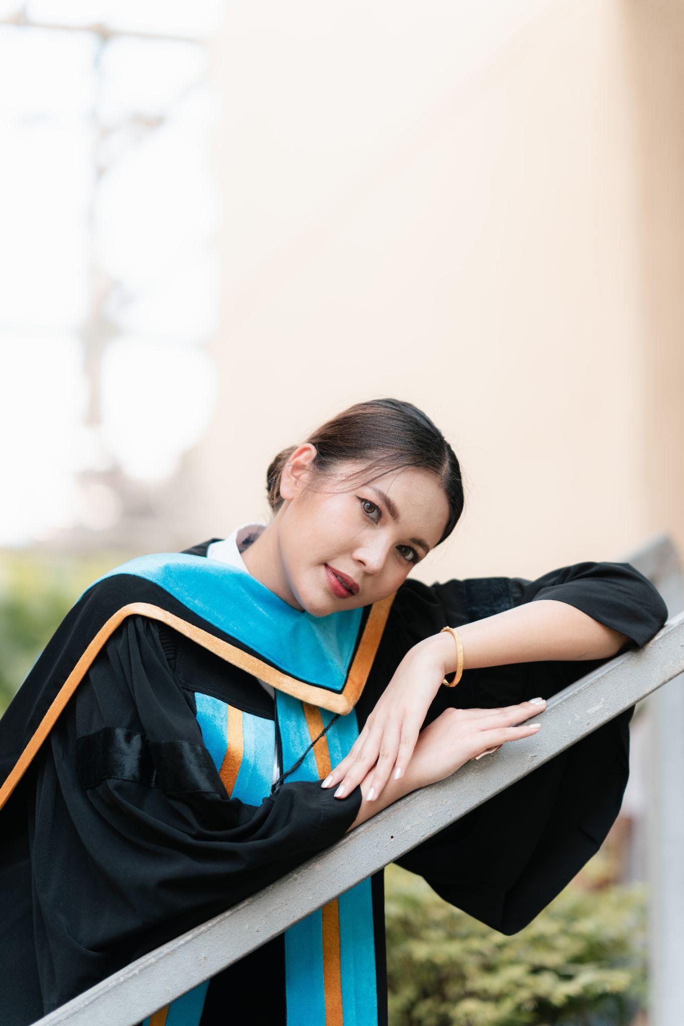 ผลงานรับปริญญา มหาวิทยาลัยหอการค้าไทย โดย Vatashi ภาพที่ 9