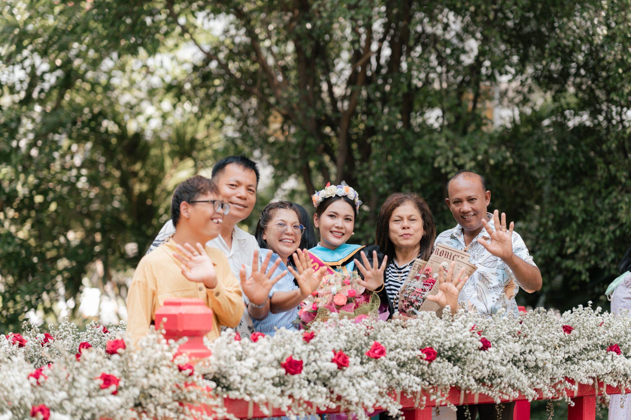 ผลงานรับปริญญา มหาวิทยาลัยหอการค้าไทย โดย Vatashi ภาพที่ 14