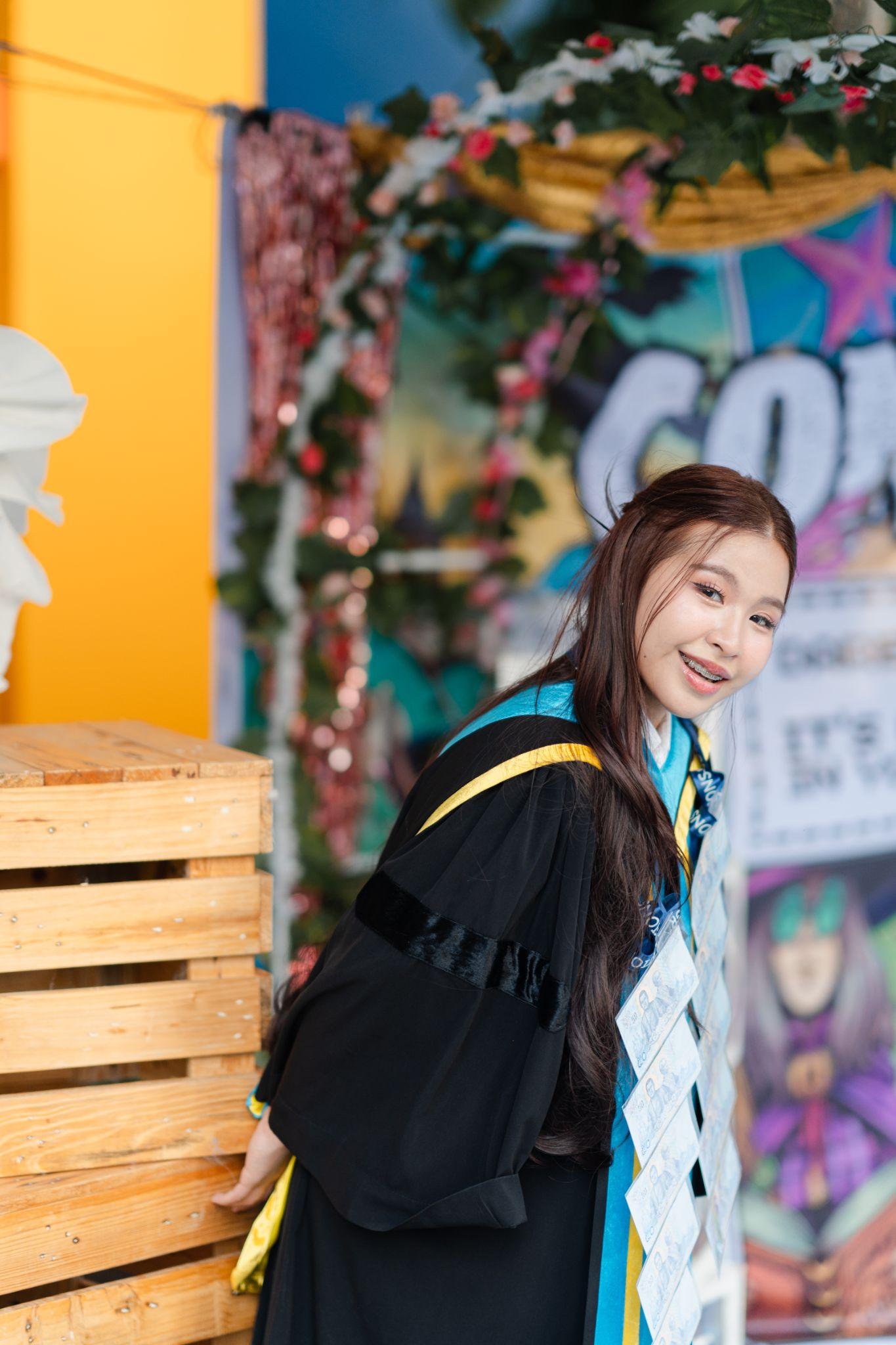 ผลงานรับปริญญา มหาวิทยาลัยหอการค้าไทย โดย Vatashi ภาพที่ 19