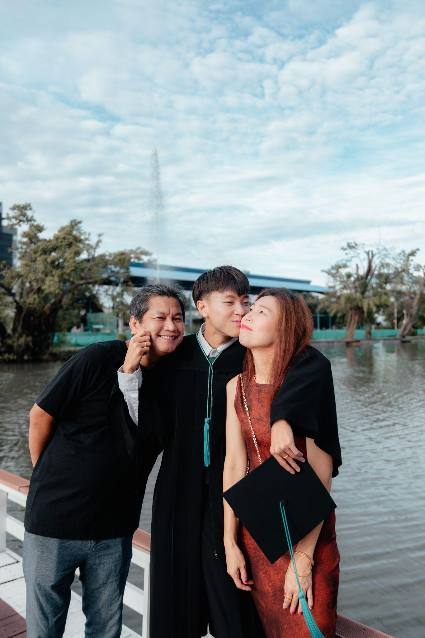 ผลงานรับปริญญา มหาวิทยาลัยเกษตรศาสตร์ โดย Vatashi ภาพที่ 3