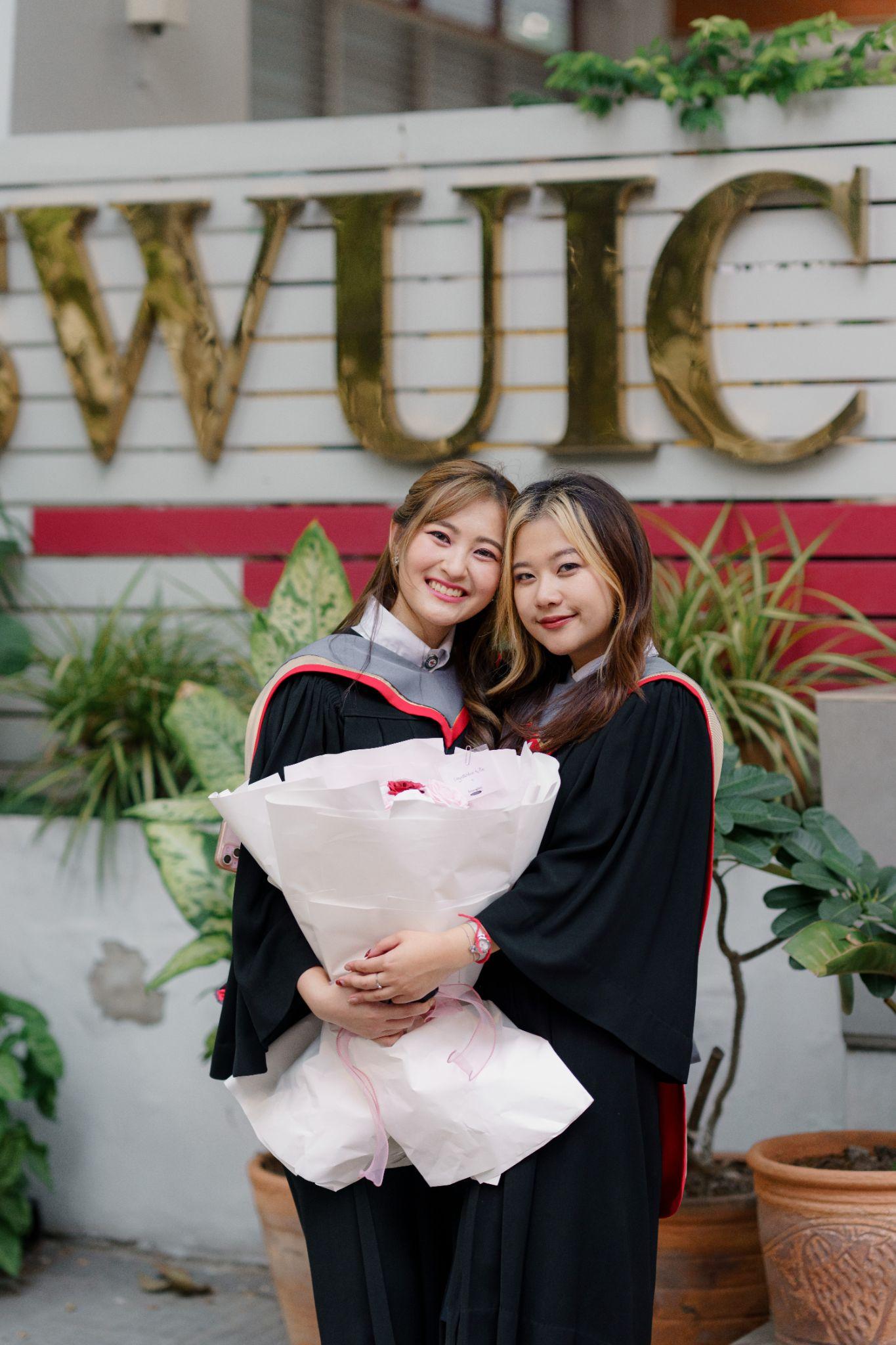 ผลงานรับปริญญา มหาวิทยาลัยศรีนครินทรวิโรฒ โดย Vatashi ภาพที่ 8