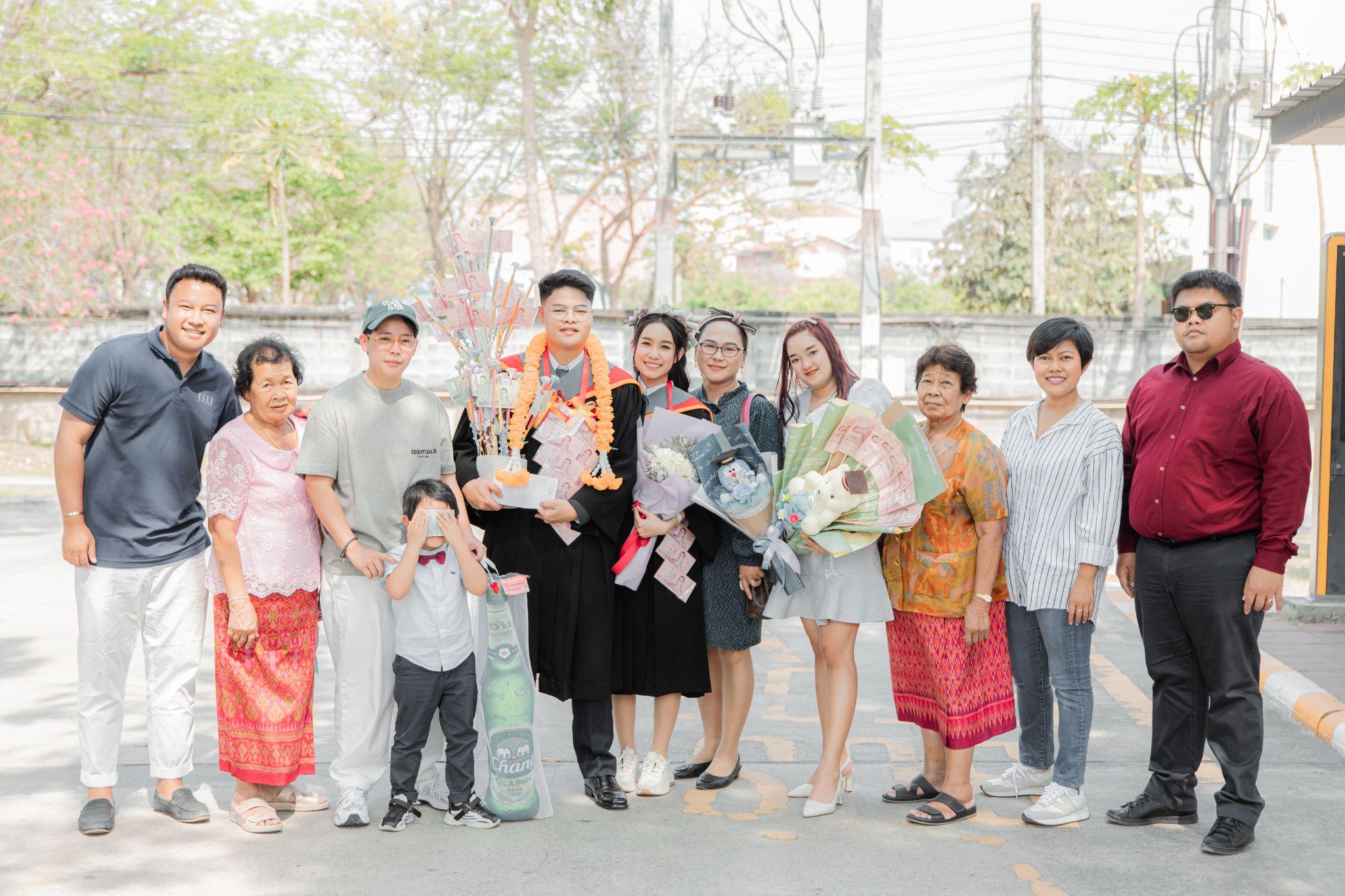 ผลงานรับปริญญา มหาวิทยาลัยบูรพา โดย Vatashi ภาพที่ 10
