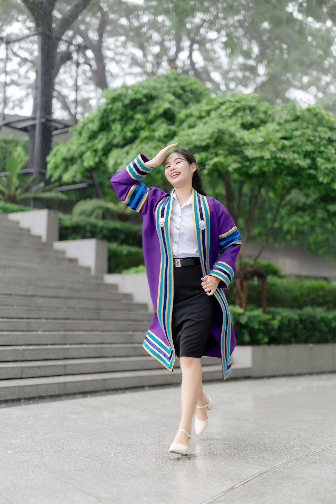 ผลงานรับปริญญา มหาวิทยาลัยราชภัฏบ้านสมเด็จเจ้าพระยา โดย จักรวาล16 ภาพที่ 13