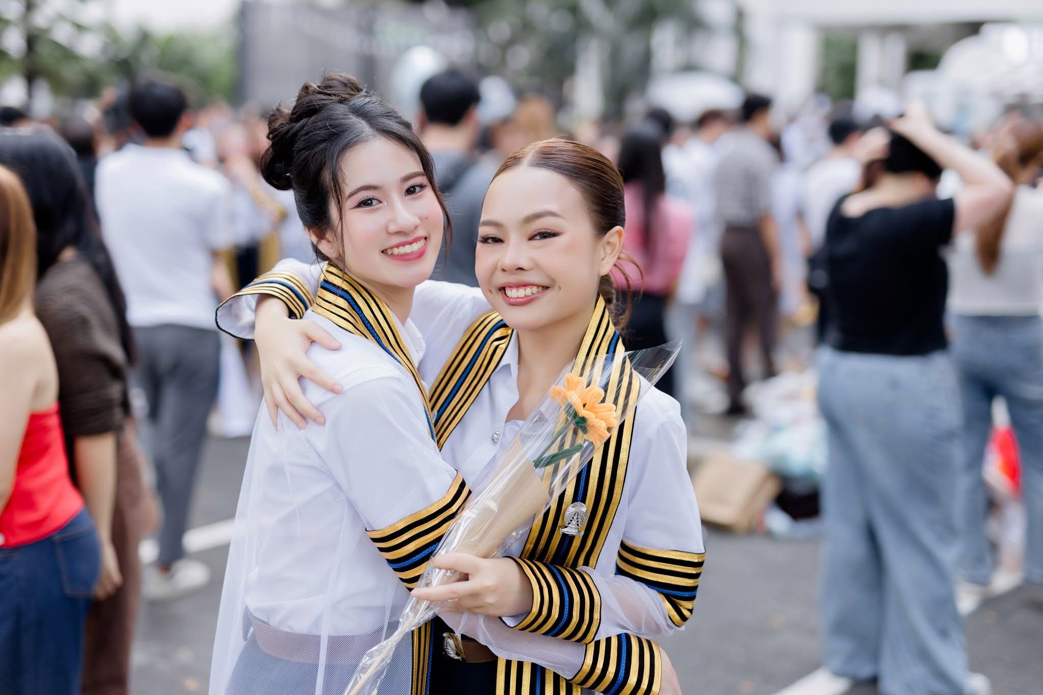 ผลงานรับปริญญา จุฬาลงกรณ์มหาวิทยาลัย โดย จักรวาล16 ภาพที่ 10