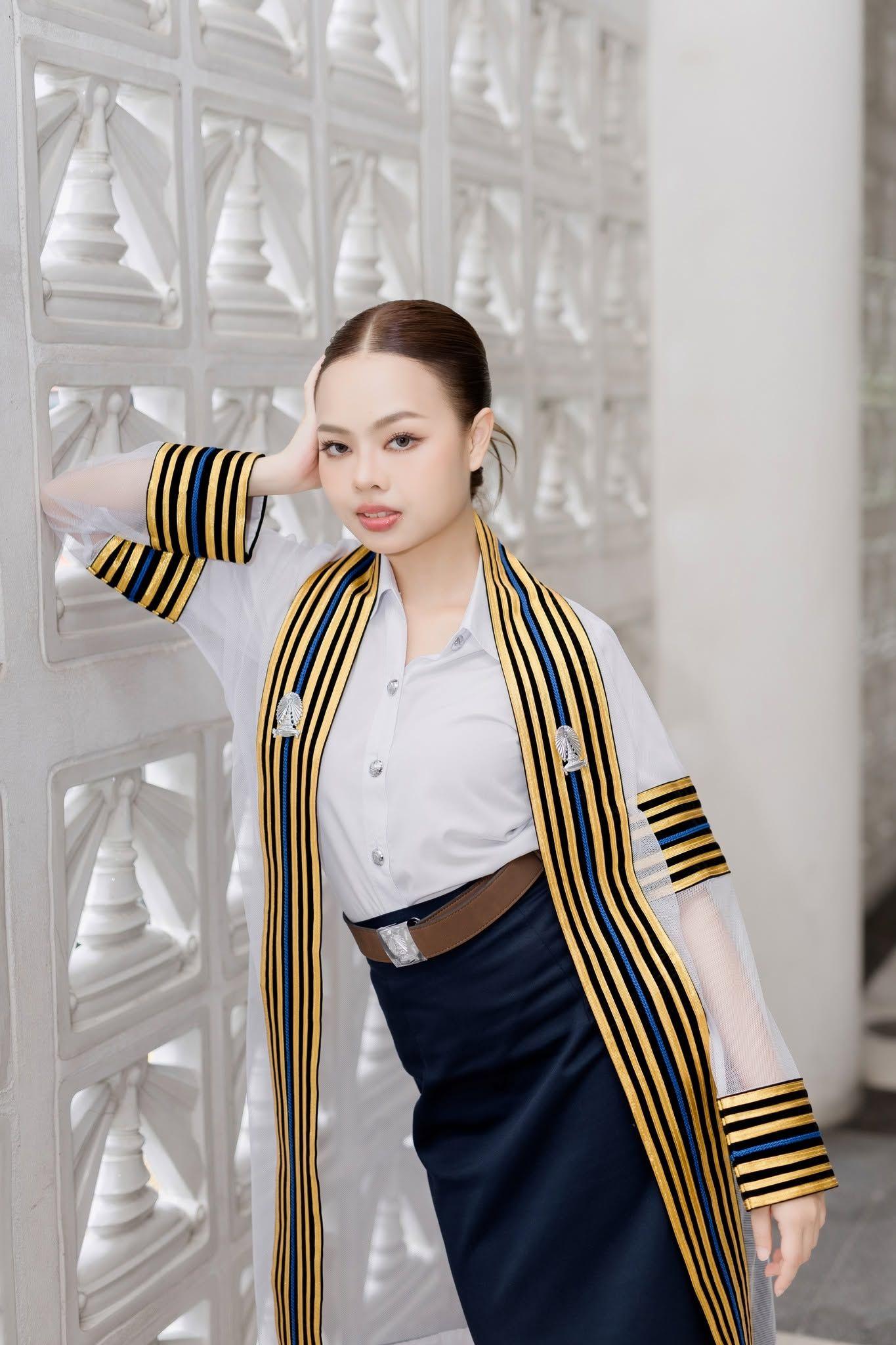ผลงานรับปริญญา จุฬาลงกรณ์มหาวิทยาลัย โดย จักรวาล16 ภาพที่ 1