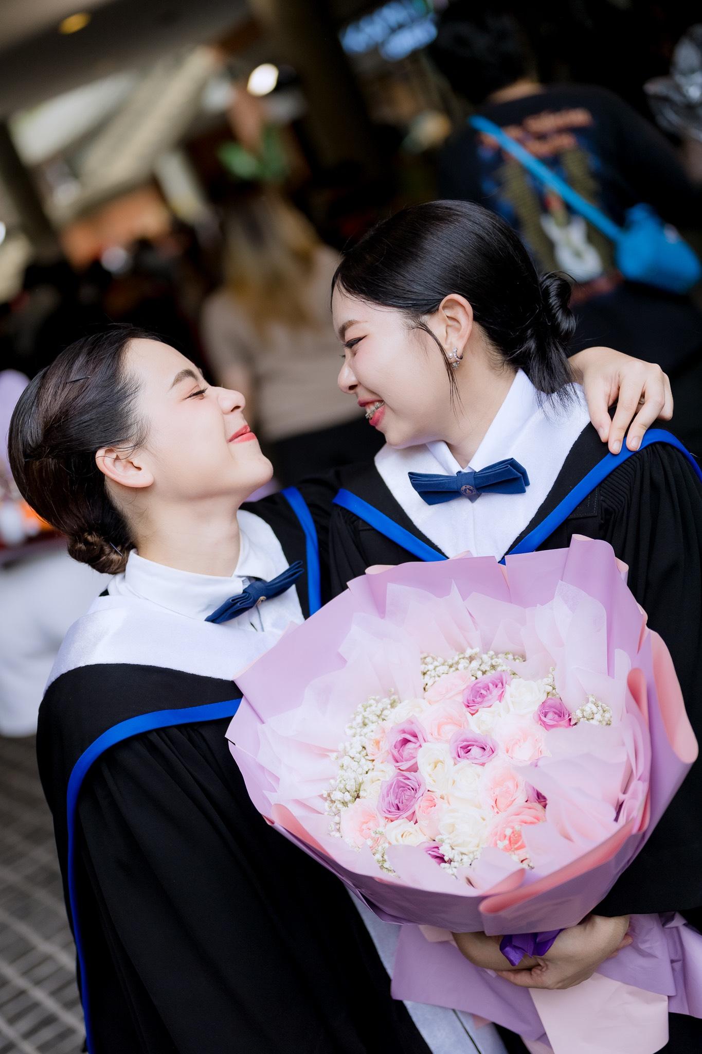ผลงานรับปริญญา มหาวิทยาลัยมหิดล โดย shangnuipoto ภาพที่ 19