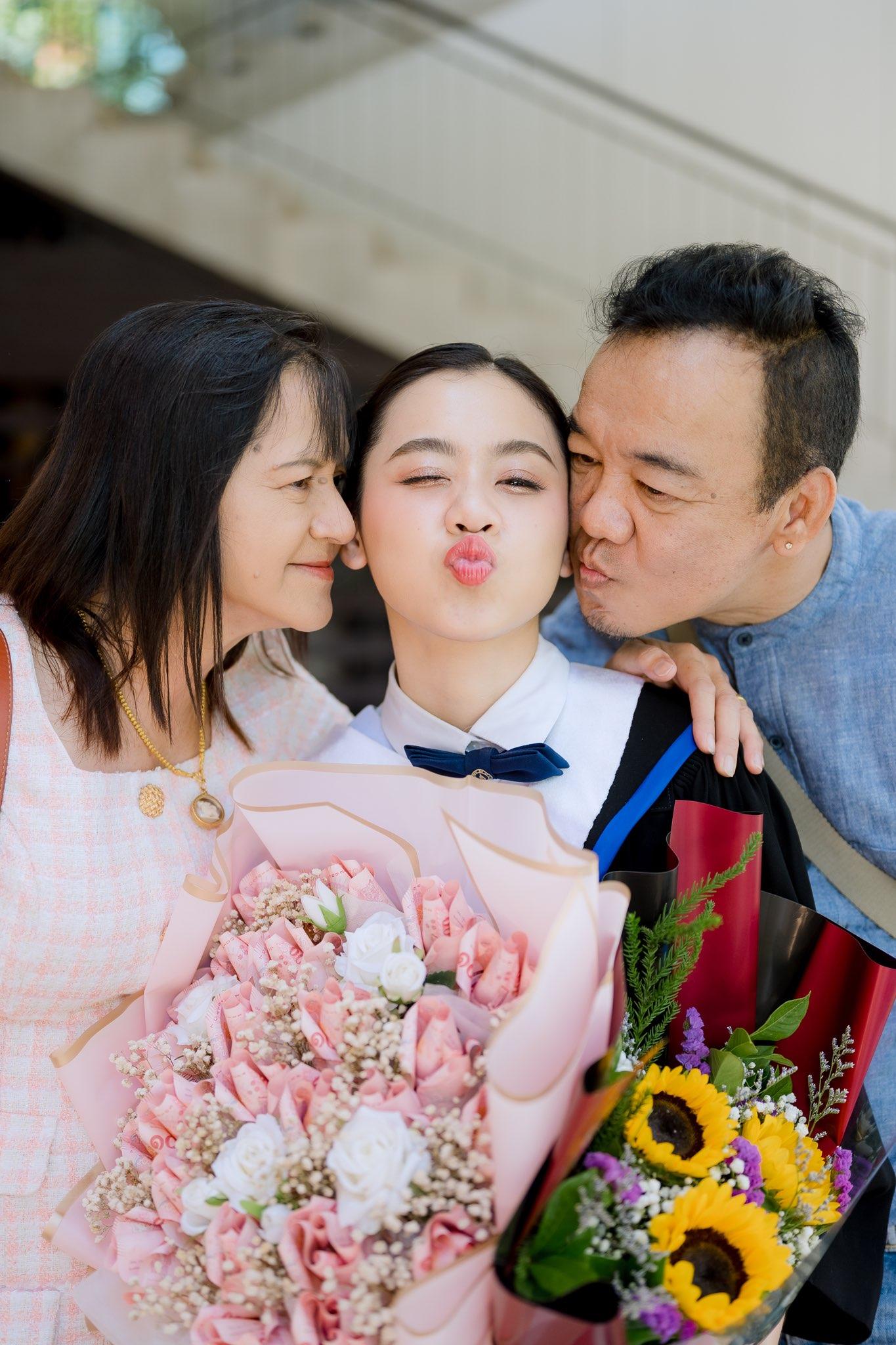 ผลงานรับปริญญา มหาวิทยาลัยมหิดล โดย shangnuipoto ภาพที่ 2