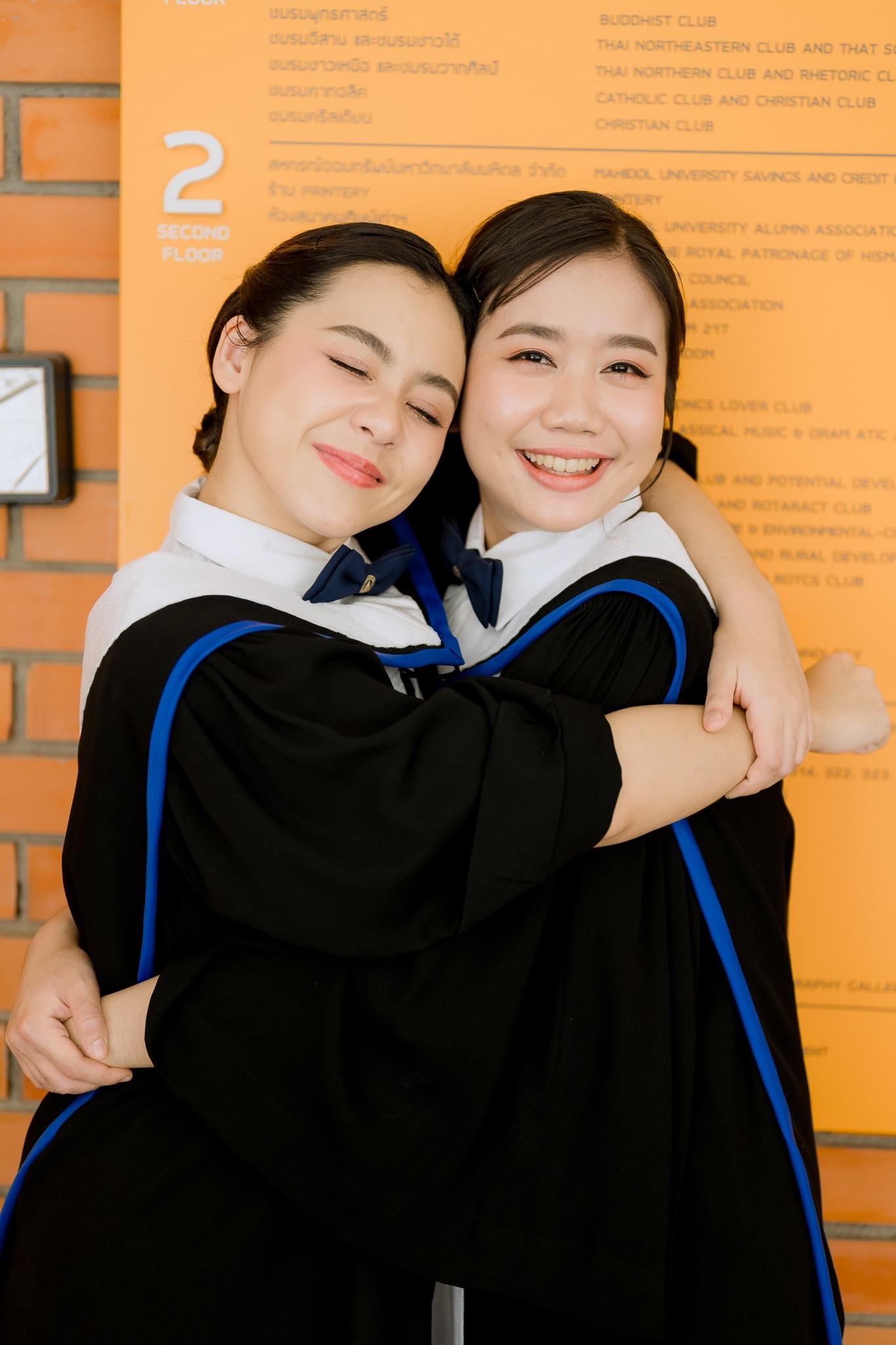 ผลงานรับปริญญา มหาวิทยาลัยมหิดล โดย shangnuipoto ภาพที่ 4