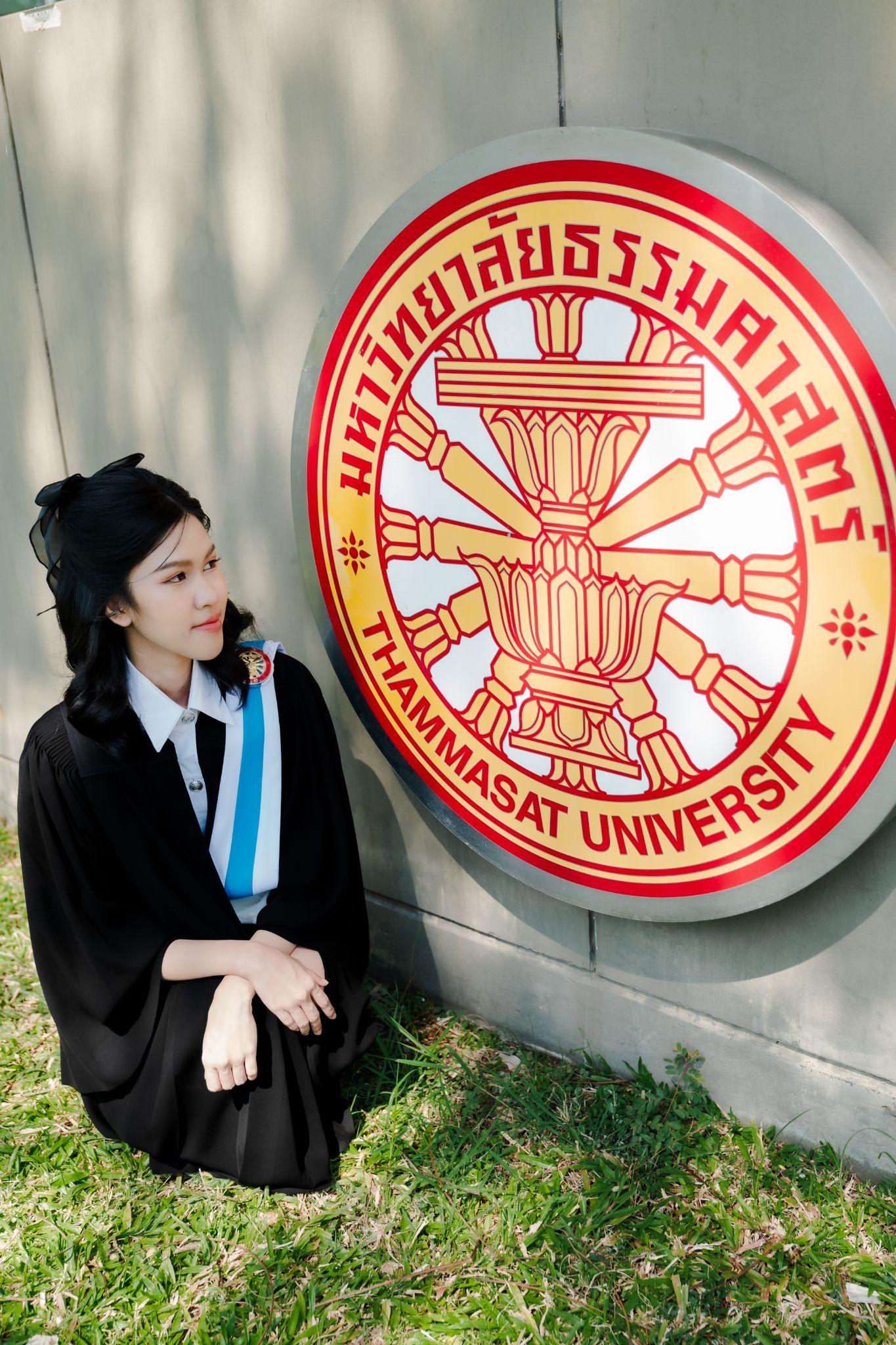 ผลงานรับปริญญา มหาวิทยาลัยธรรมศาสตร์ โดย Narratell Gallery ภาพที่ 20