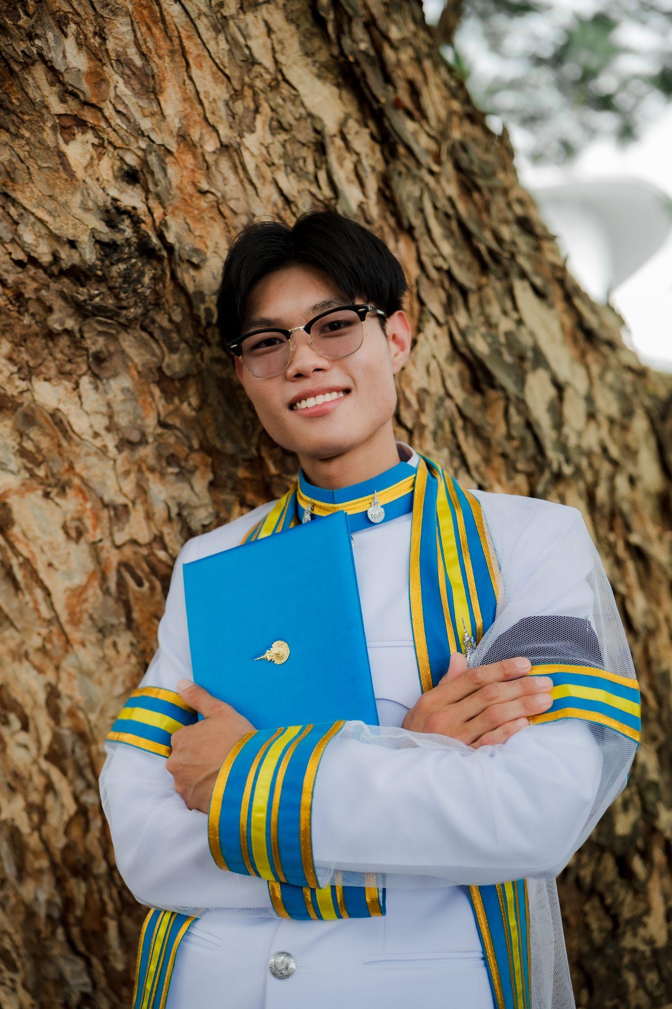 ผลงานรับปริญญา มหาวิทยาลัยเทคโนโลยีราชมงคลตะวันออก โดย Narratell Gallery ภาพที่ 8