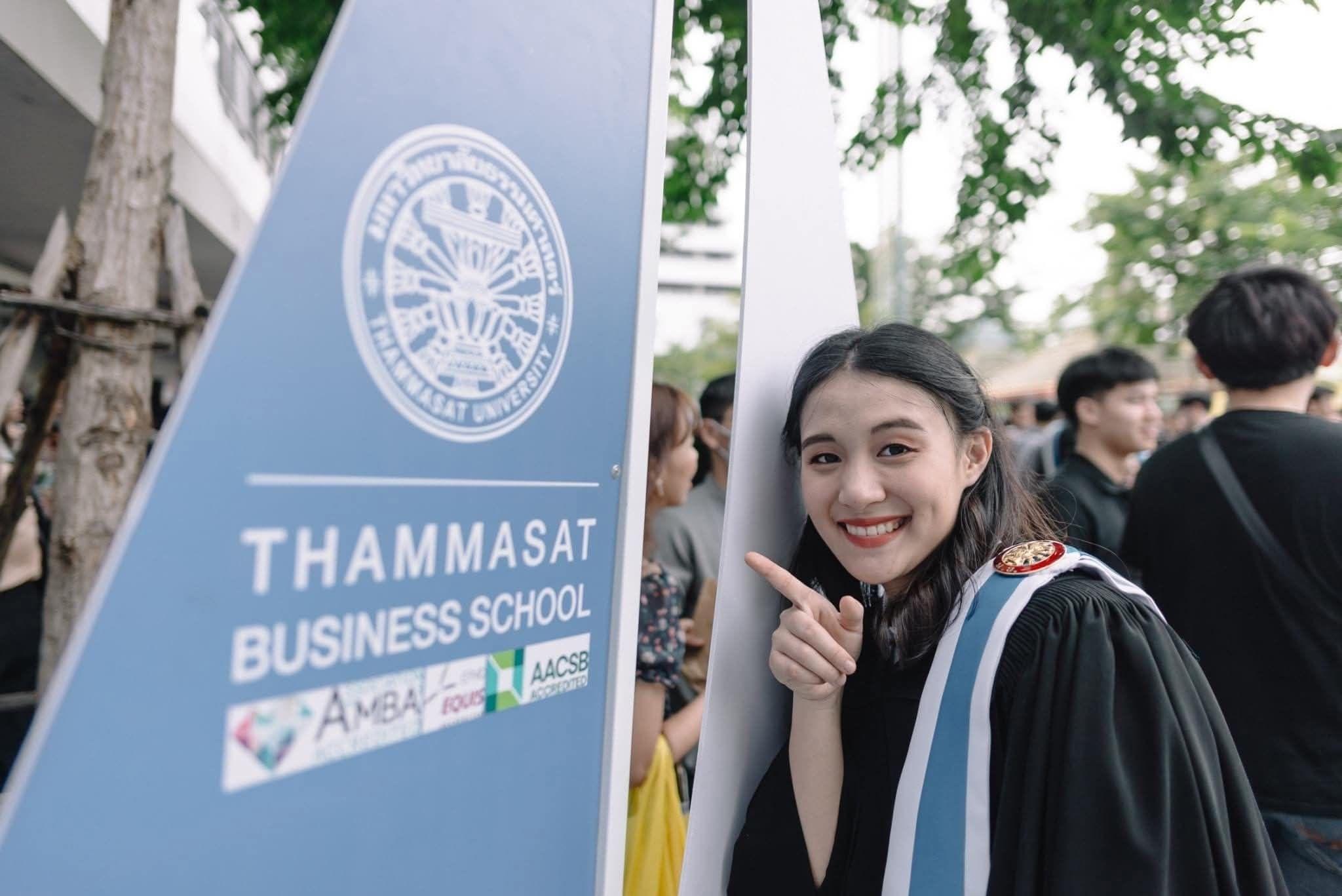 ผลงานรับปริญญา มหาวิทยาลัยธรรมศาสตร์ โดย Narratell Gallery ภาพที่ 17