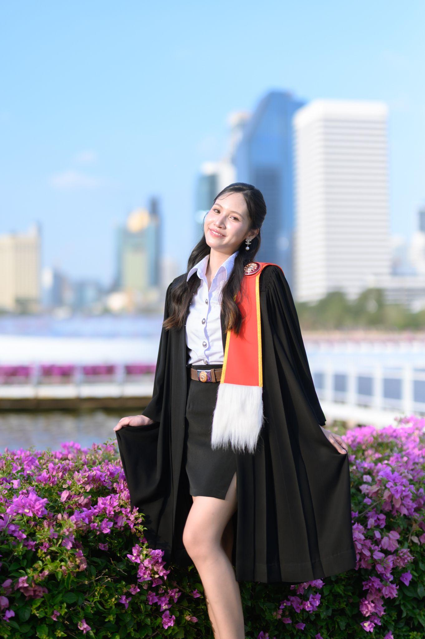 ผลงานรับปริญญา มหาวิทยาลัยธรรมศาสตร์ โดย มุมห้อง Photo ภาพที่ 5