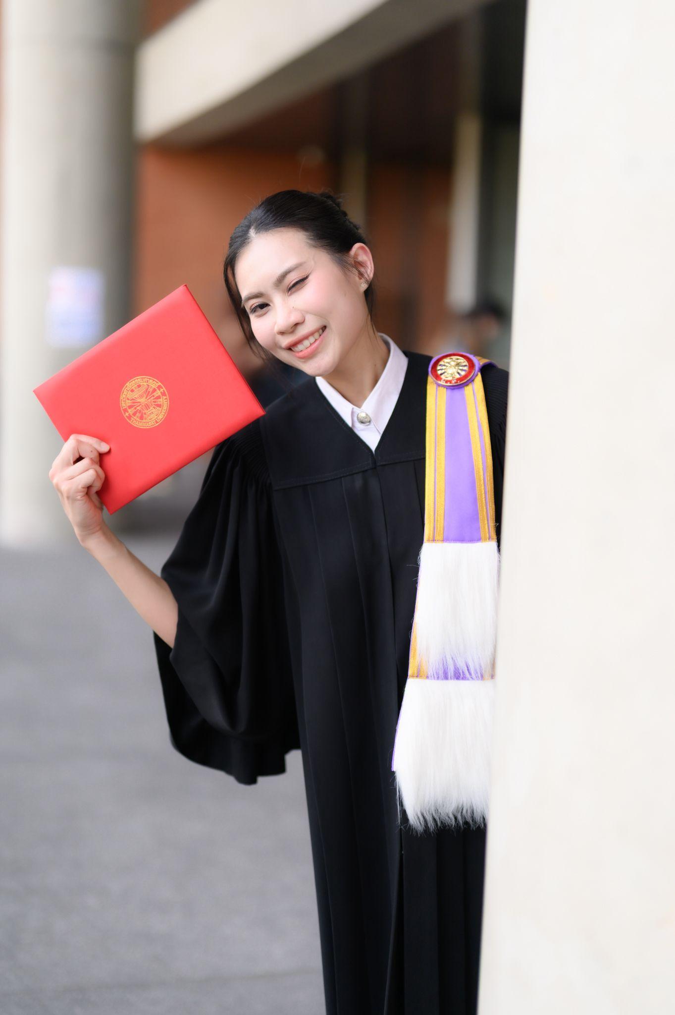 ผลงานรับปริญญา มหาวิทยาลัยธรรมศาสตร์ โดย มุมห้อง Photo ภาพที่ 17