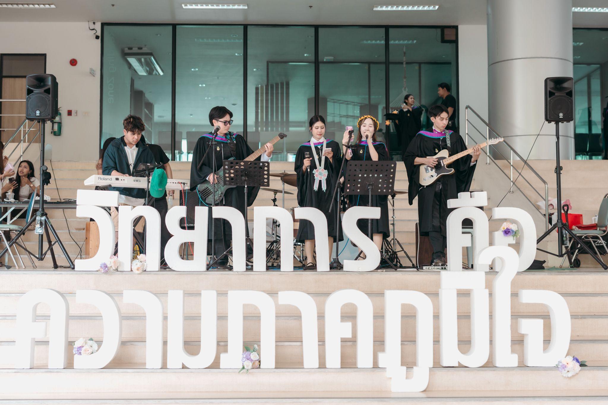 ผลงานรับปริญญา มหาวิทยาลัยสงขลานครินทร์ โดย มุมห้อง Photo ภาพที่ 12