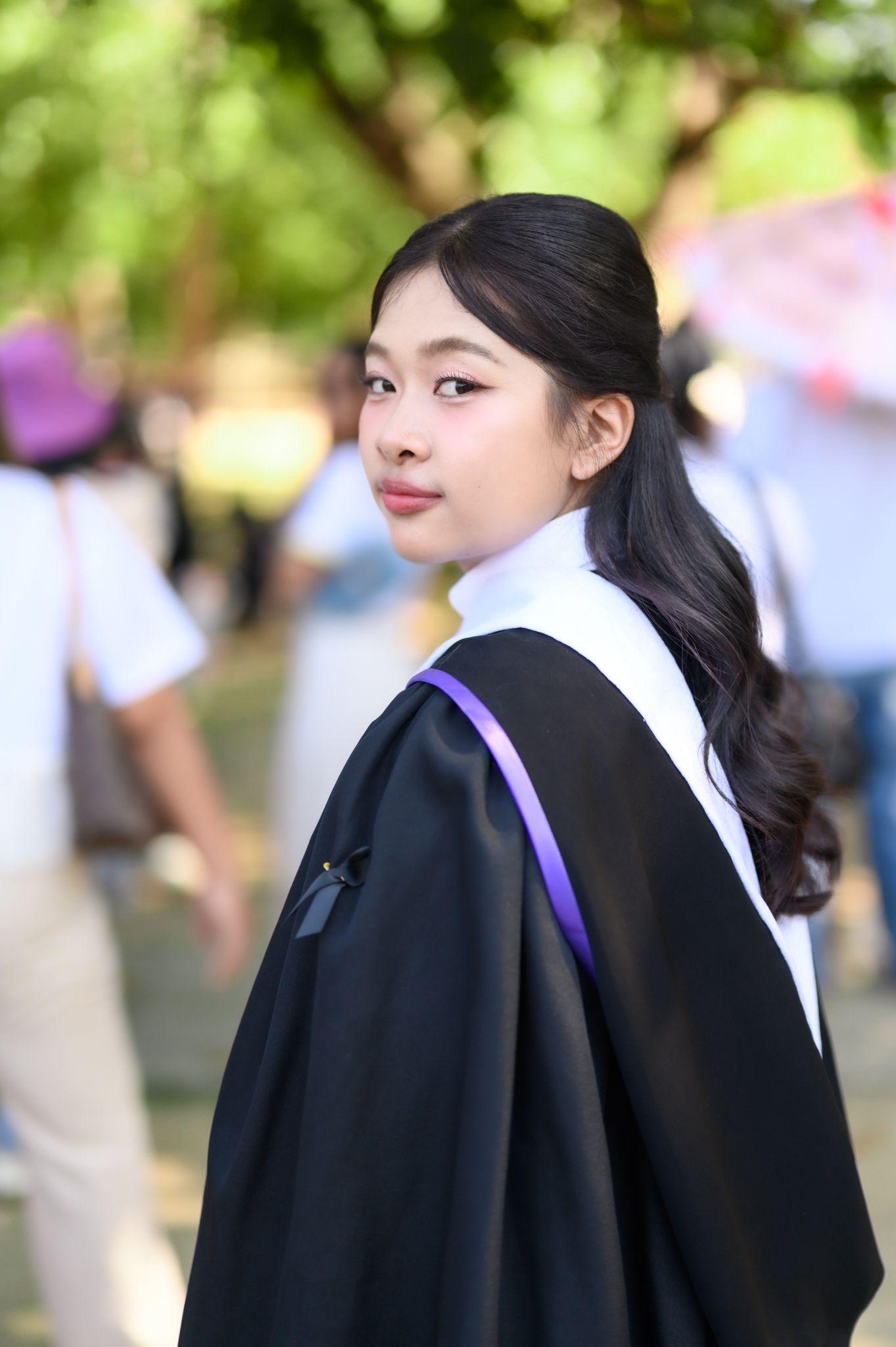 ผลงานรับปริญญา มหาวิทยาลัยเชียงใหม่ โดย มุมห้อง Photo ภาพที่ 5