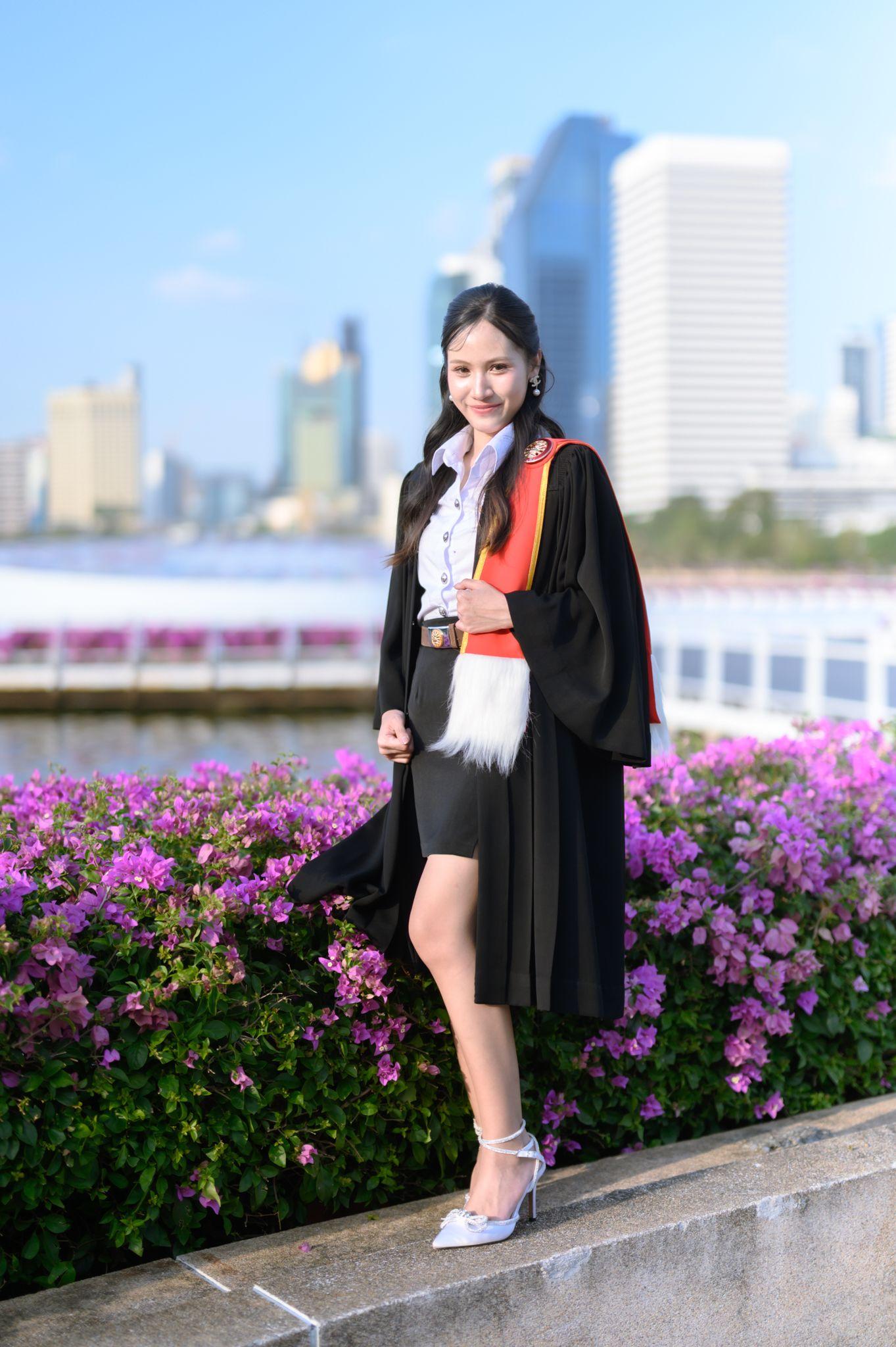ผลงานรับปริญญา มหาวิทยาลัยธรรมศาสตร์ โดย มุมห้อง Photo ภาพที่ 6