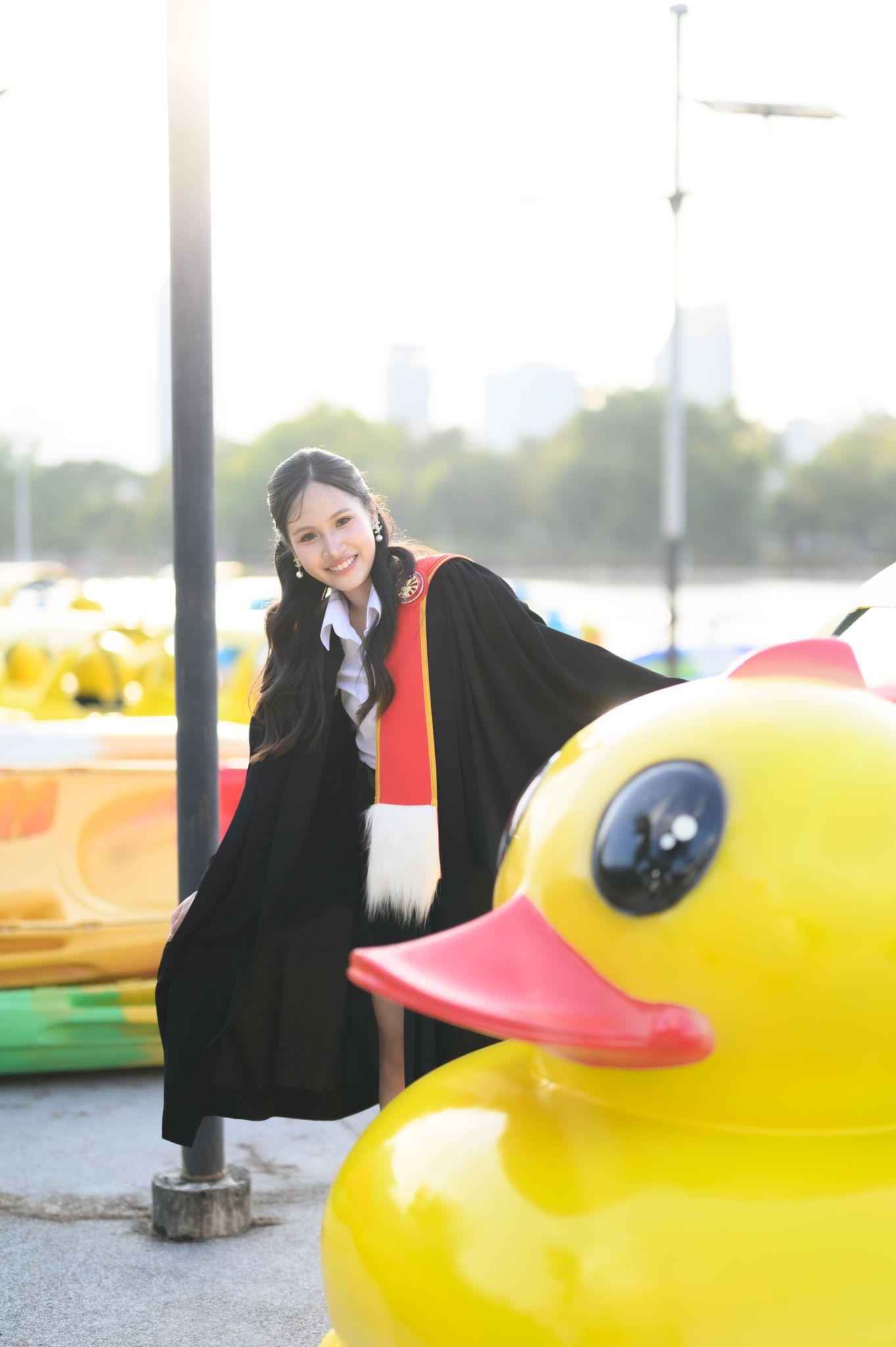 ผลงานรับปริญญา มหาวิทยาลัยธรรมศาสตร์ โดย มุมห้อง Photo ภาพที่ 8