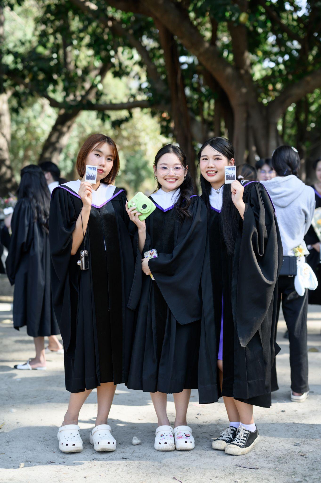 ผลงานรับปริญญา มหาวิทยาลัยเชียงใหม่ โดย มุมห้อง Photo ภาพที่ 17