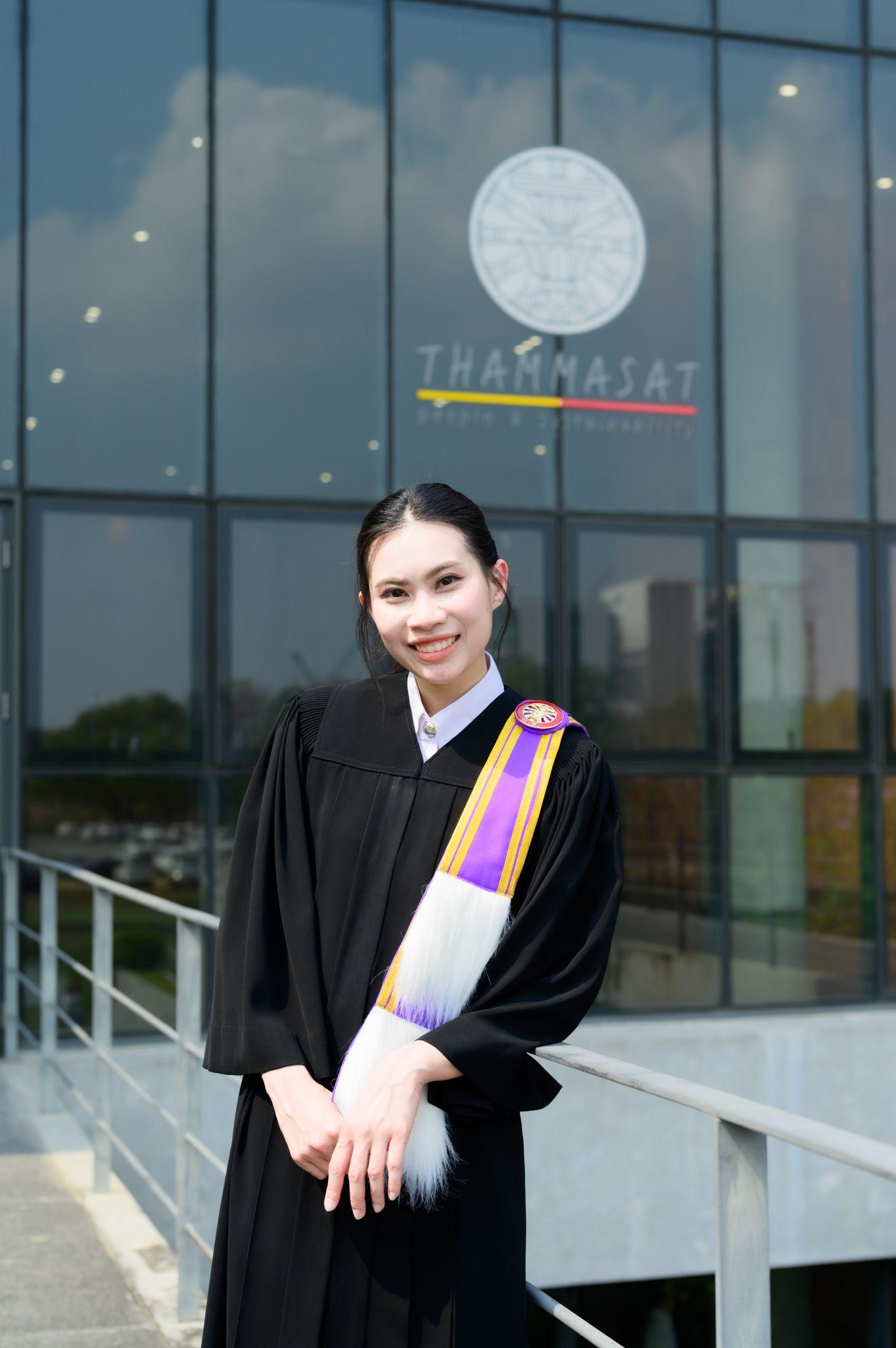 ผลงานรับปริญญา มหาวิทยาลัยธรรมศาสตร์ โดย มุมห้อง Photo ภาพที่ 12