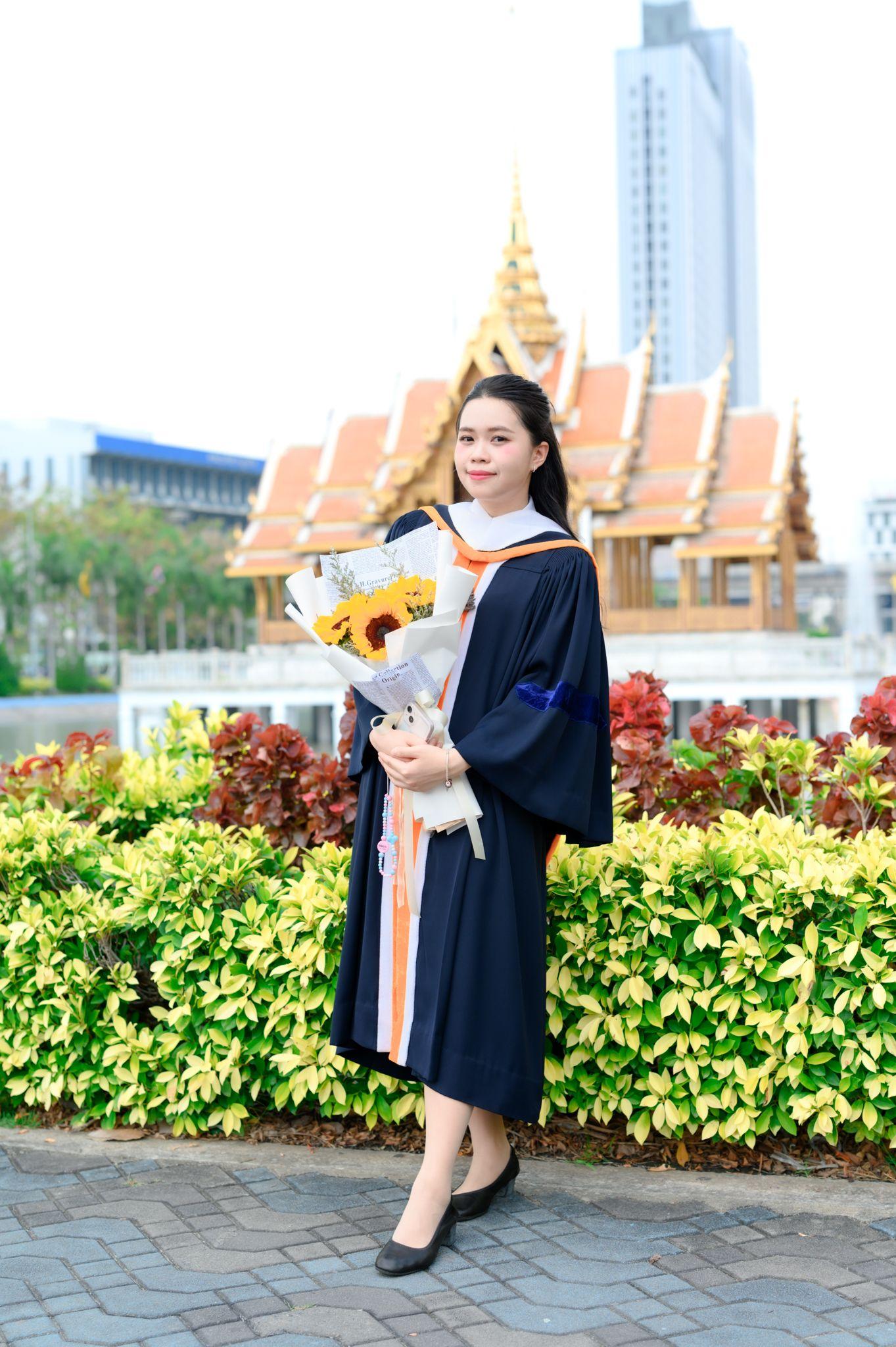 ผลงานรับปริญญา มหาวิทยาลัยรามคำแหง โดย King ภาพที่ 10