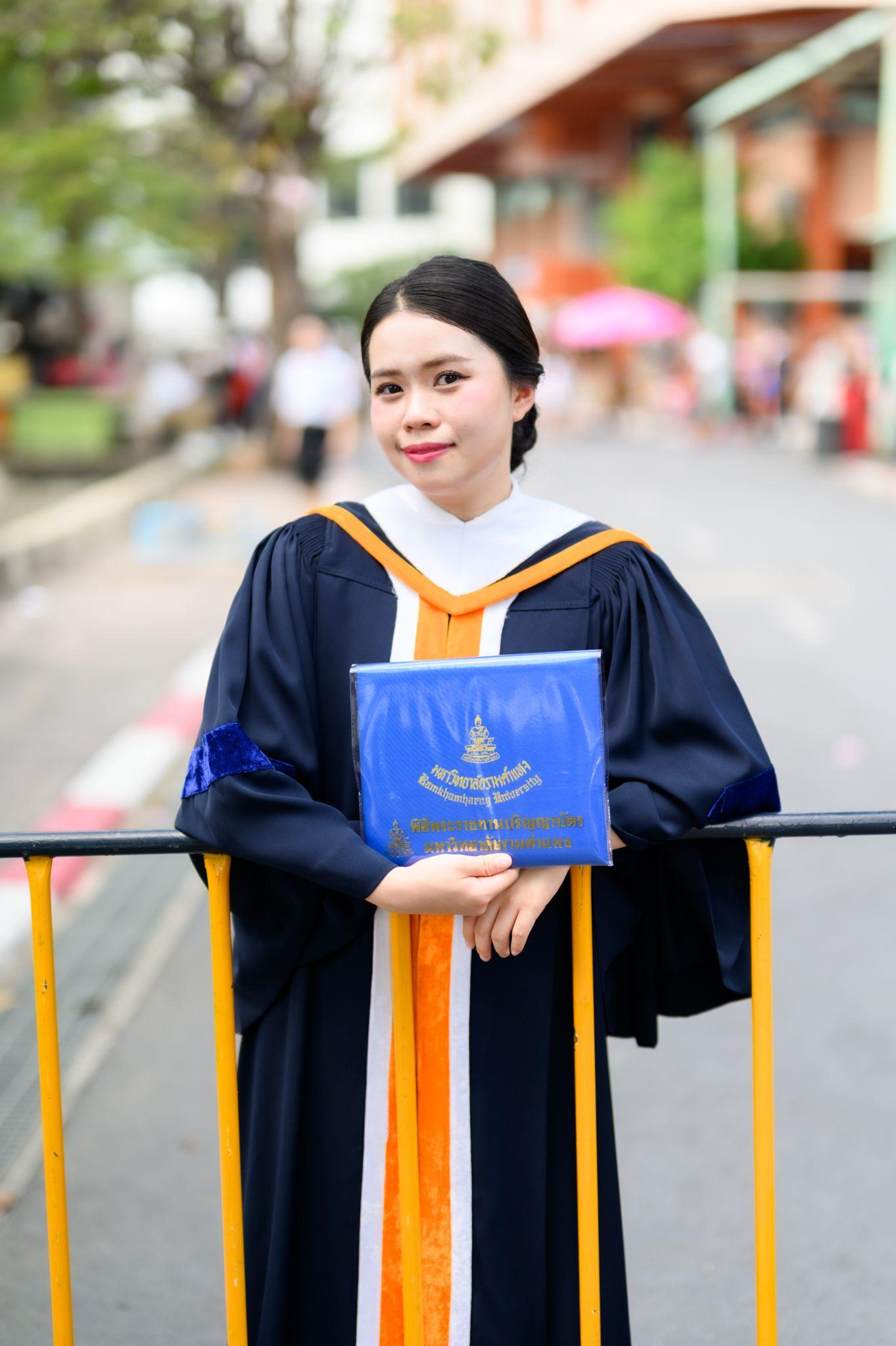 ผลงานรับปริญญา มหาวิทยาลัยรามคำแหง โดย King ภาพที่ 16