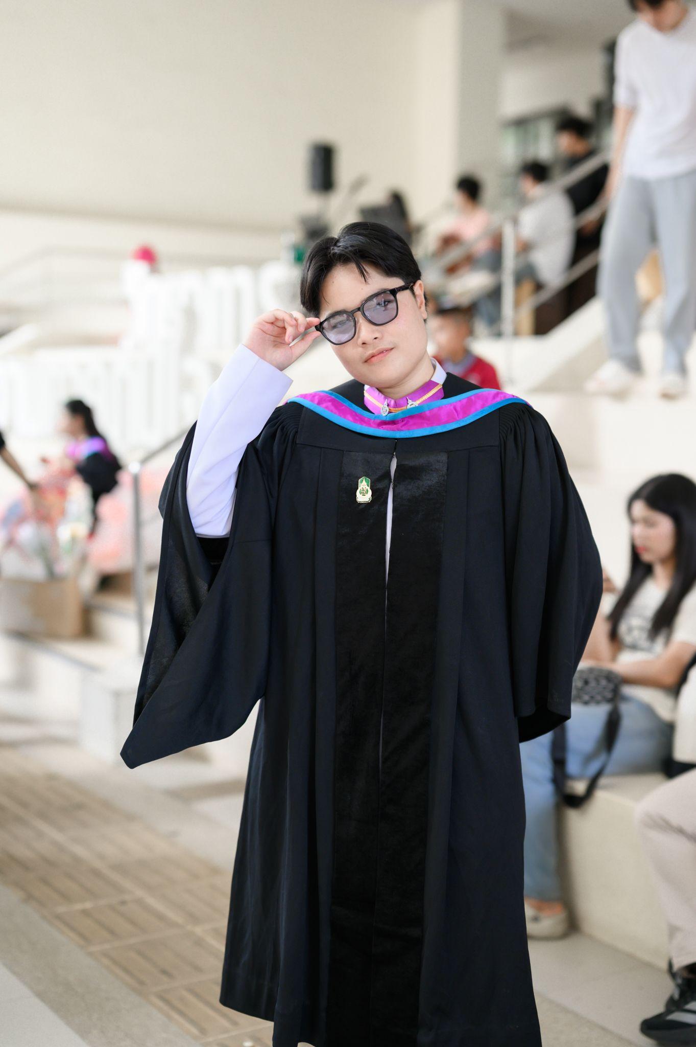 ผลงานรับปริญญา มหาวิทยาลัยสงขลานครินทร์ โดย มุมห้อง Photo ภาพที่ 8