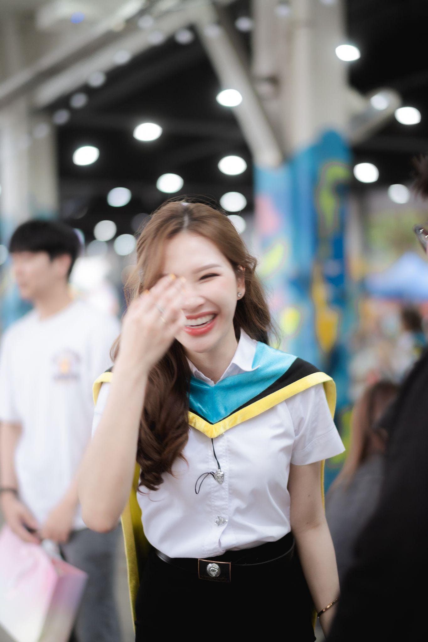 ผลงานรับปริญญา มหาวิทยาลัยหอการค้าไทย โดย w.d_gallery ภาพที่ 2