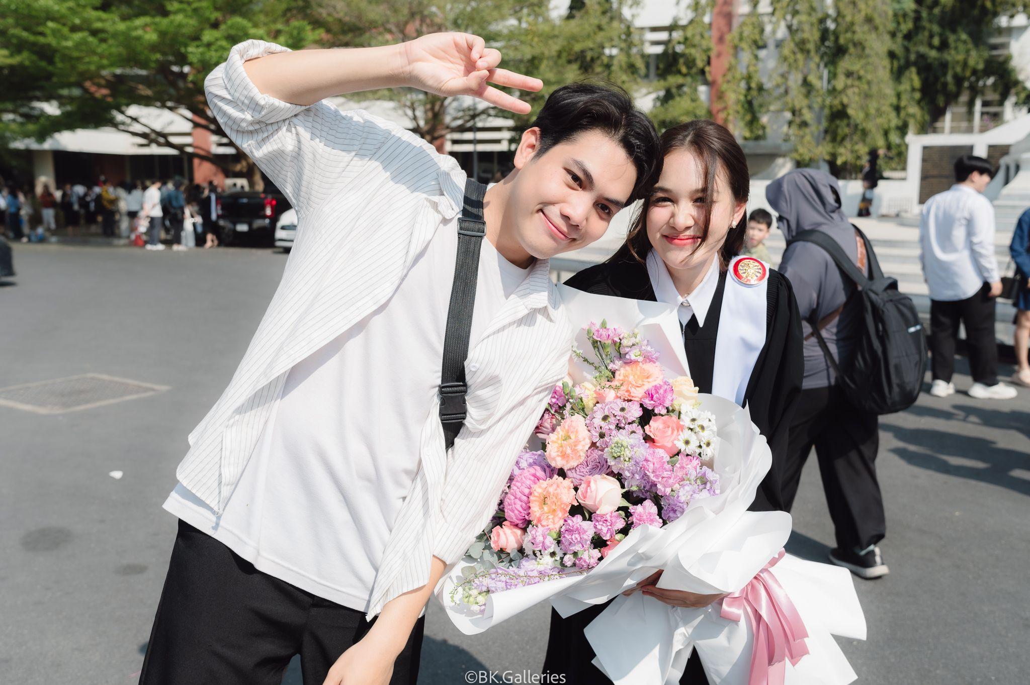 ผลงานรับปริญญา มหาวิทยาลัยธรรมศาสตร์ โดย BK.Galleries ภาพที่ 15
