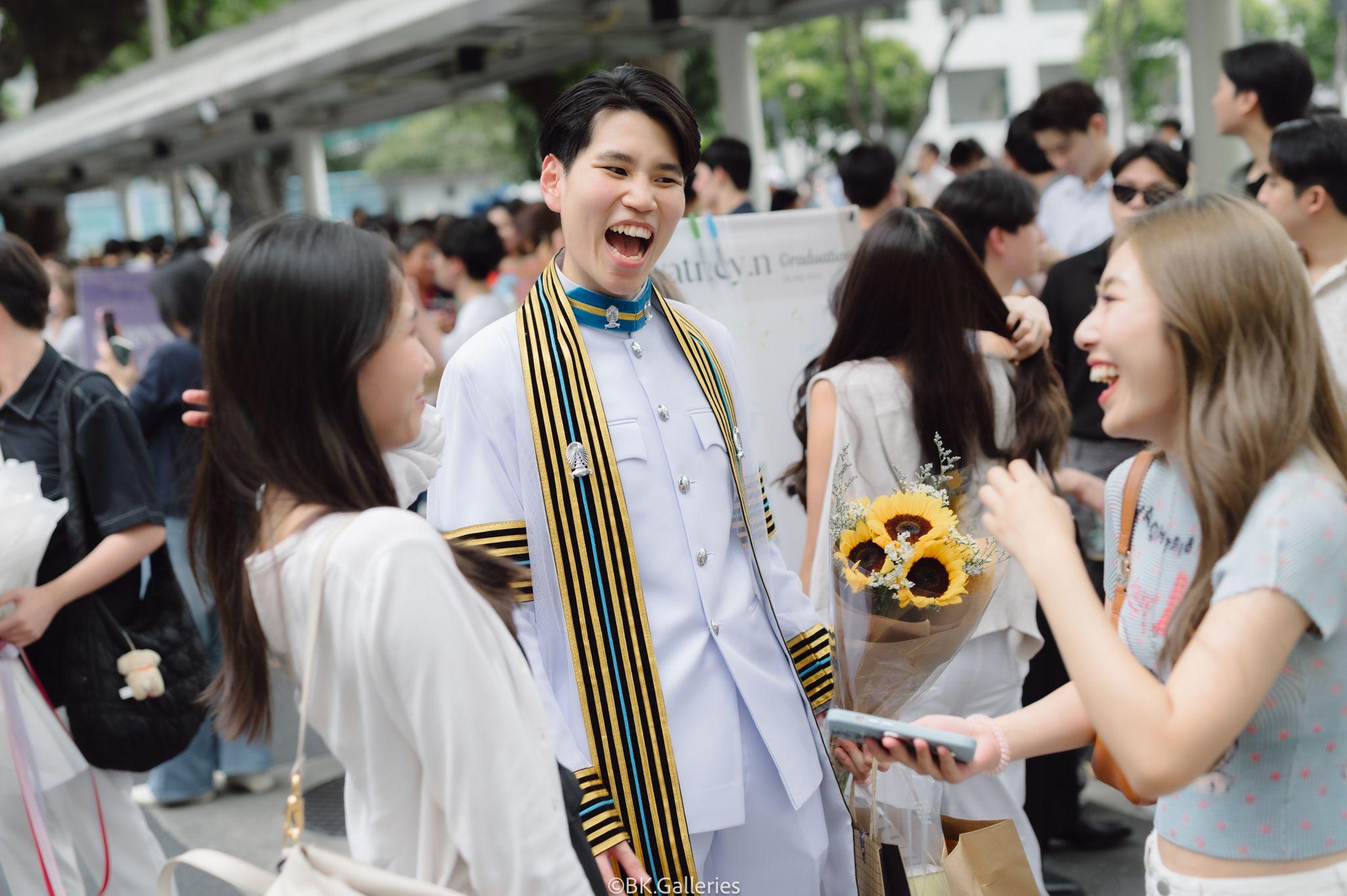 ผลงานรับปริญญา จุฬาลงกรณ์มหาวิทยาลัย โดย BK.Galleries ภาพที่ 8