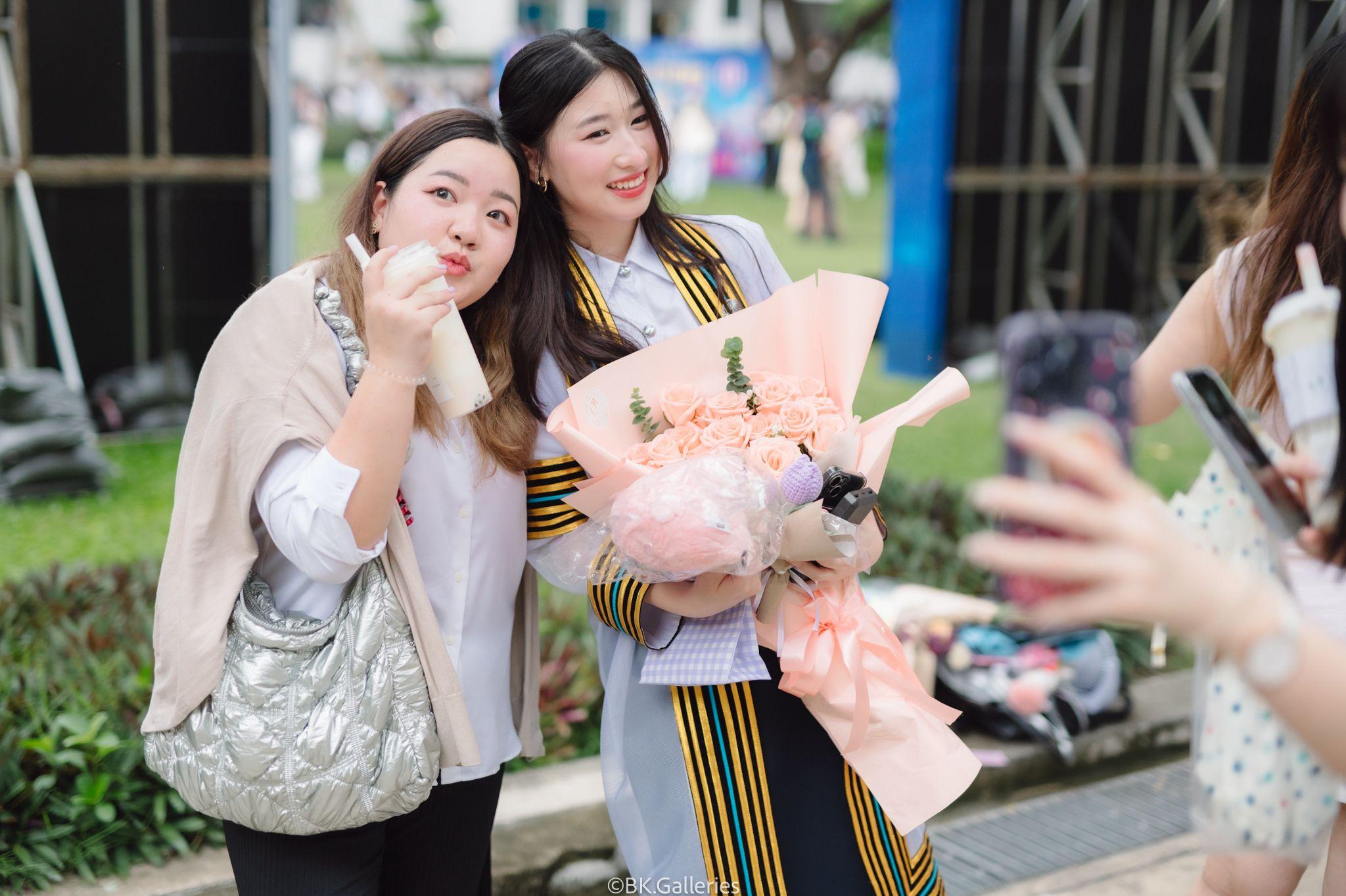 ผลงานรับปริญญา จุฬาลงกรณ์มหาวิทยาลัย โดย BK.Galleries ภาพที่ 6