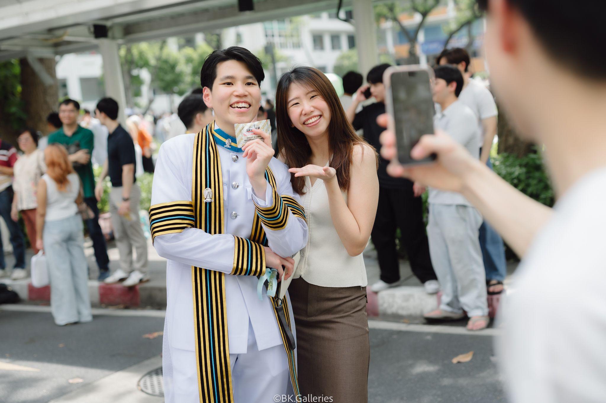 ผลงานรับปริญญา จุฬาลงกรณ์มหาวิทยาลัย โดย BK.Galleries ภาพที่ 14