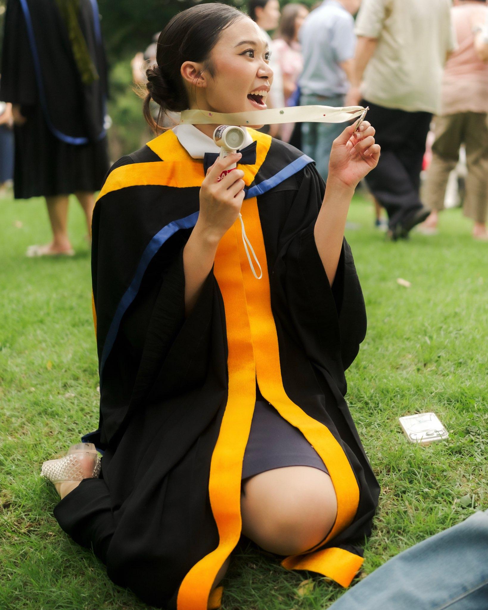 ผลงานรับปริญญา มหาวิทยาลัยมหิดล โดย Dala.grad ภาพที่ 2