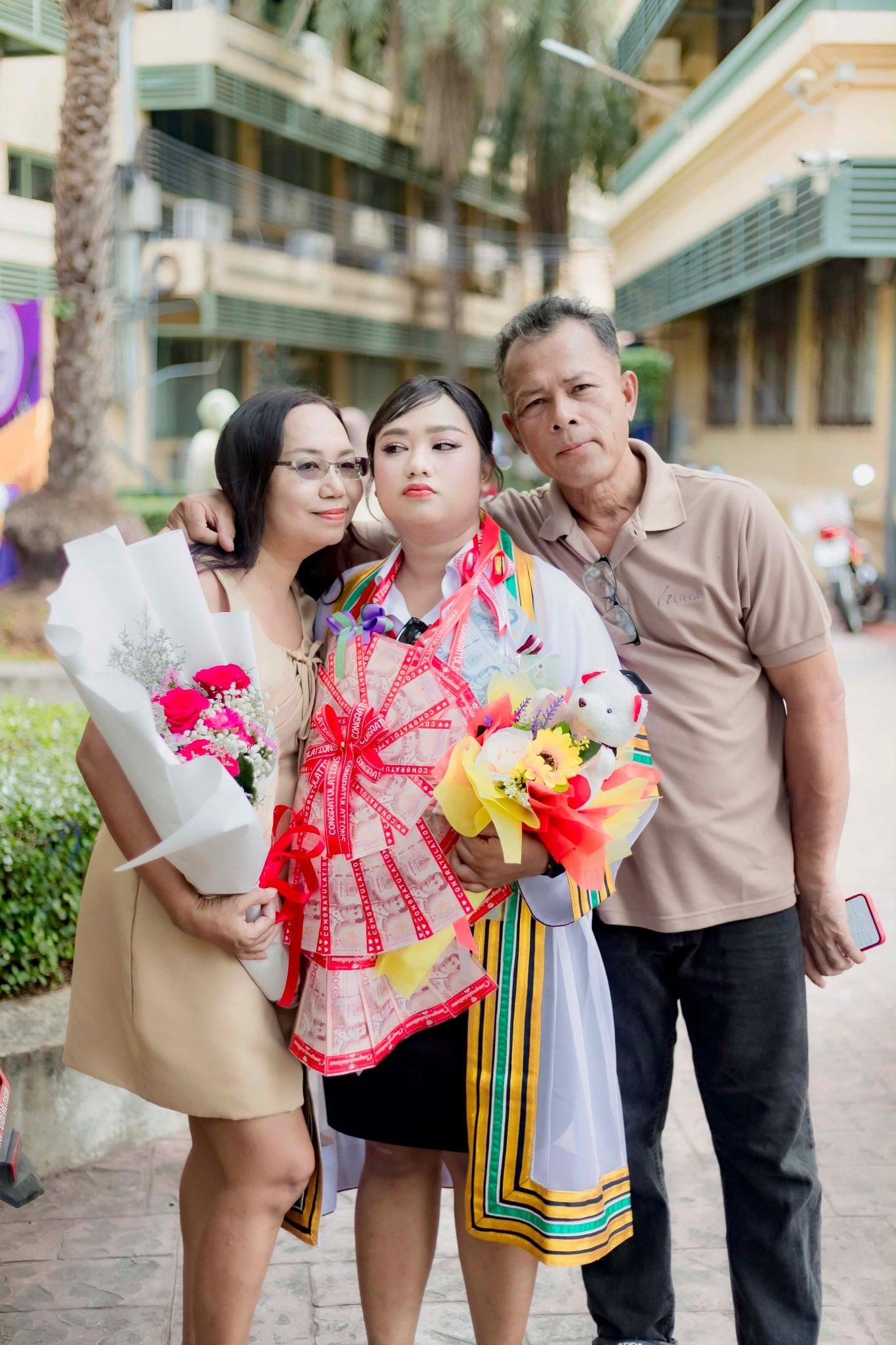 ผลงานรับปริญญา มหาวิทยาลัยราชภัฏสวนสุนันทา โดย PhotoBright ภาพที่ 4