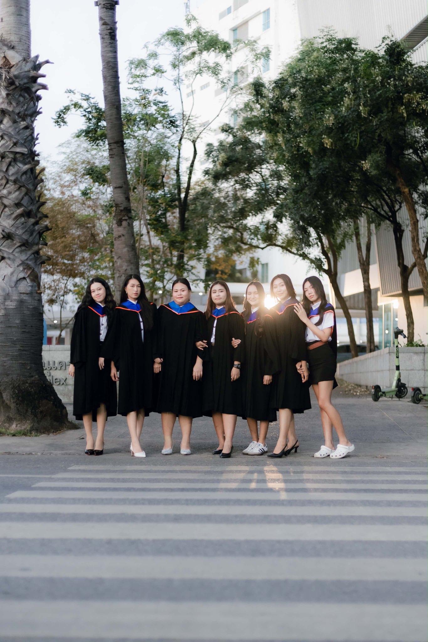 ผลงานรับปริญญา มหาวิทยาลัยกรุงเทพธนบุรี โดย PhotoBright ภาพที่ 8