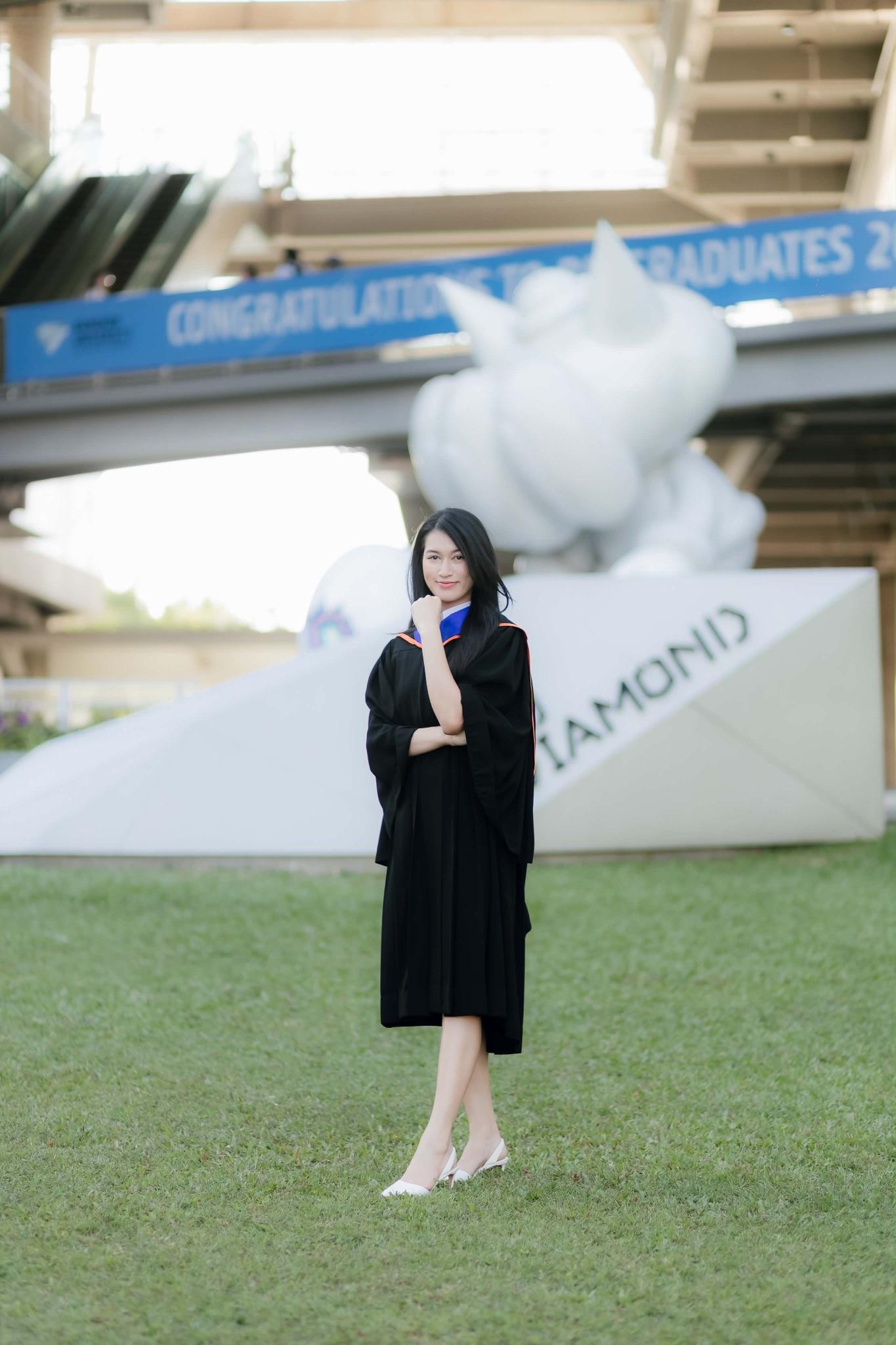 ผลงานรับปริญญา มหาวิทยาลัยกรุงเทพธนบุรี โดย PhotoBright ภาพที่ 1