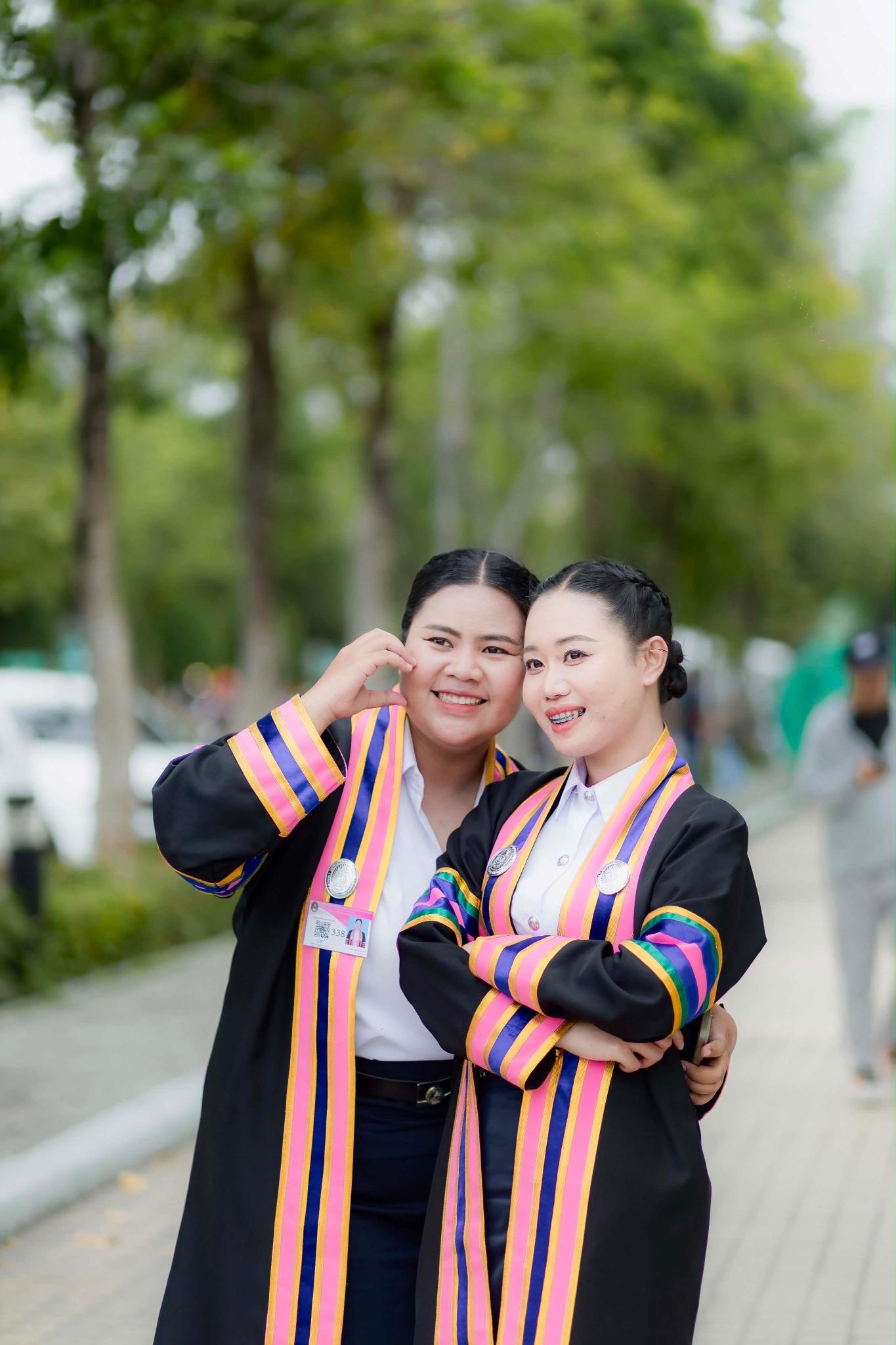 ผลงานรับปริญญา มหาวิทยาลัยราชภัฏนครปฐม โดย PhotoBright ภาพที่ 7