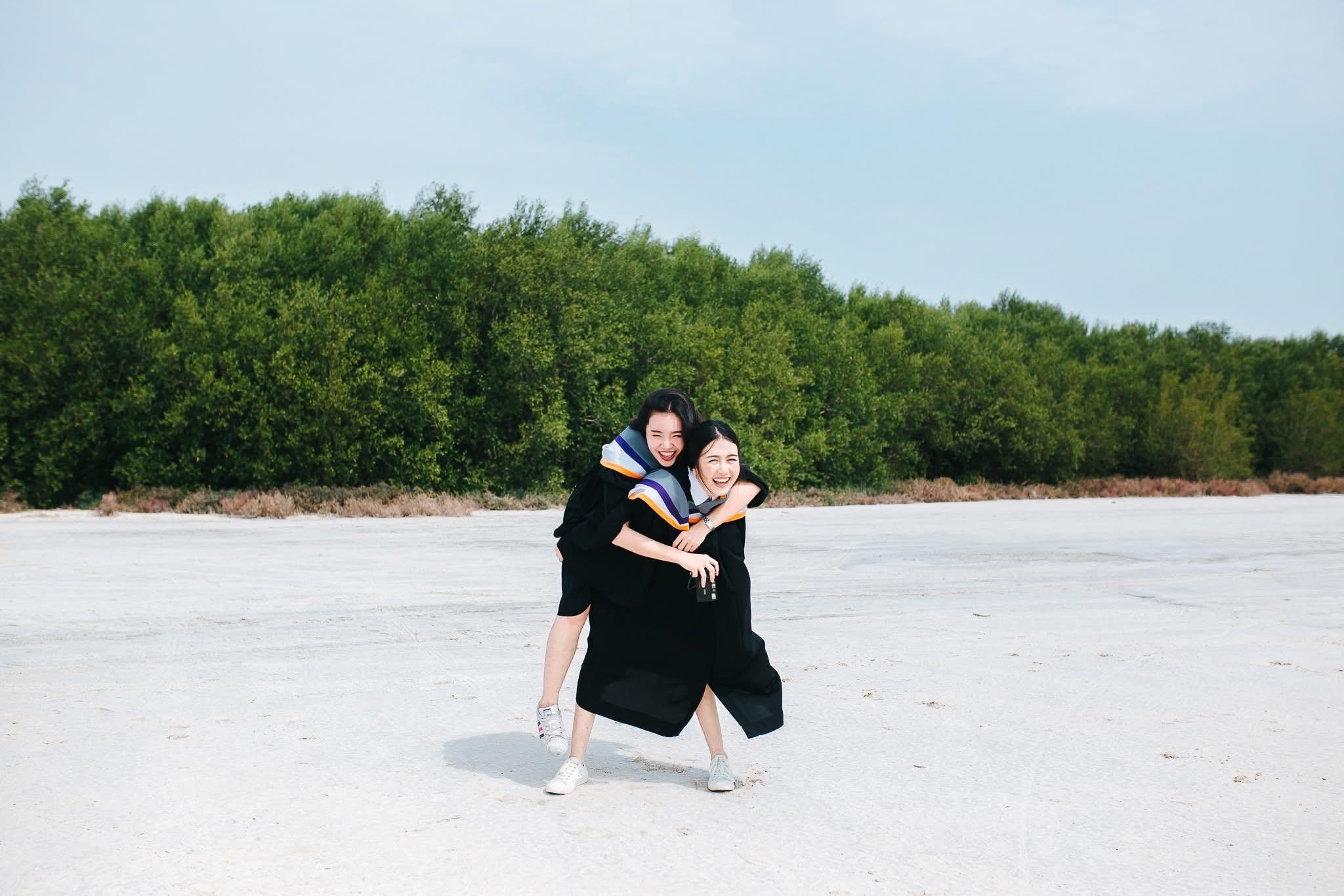 ผลงานรับปริญญา มหาวิทยาลัยบูรพา โดย Sunday.graphy ภาพที่ 11
