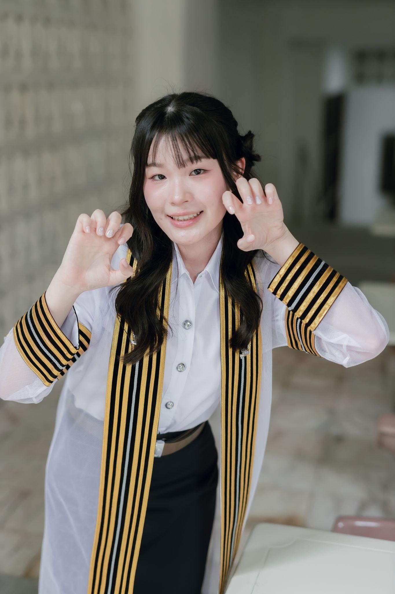 ผลงานรับปริญญา จุฬาลงกรณ์มหาวิทยาลัย โดย BEARY ภาพที่ 6
