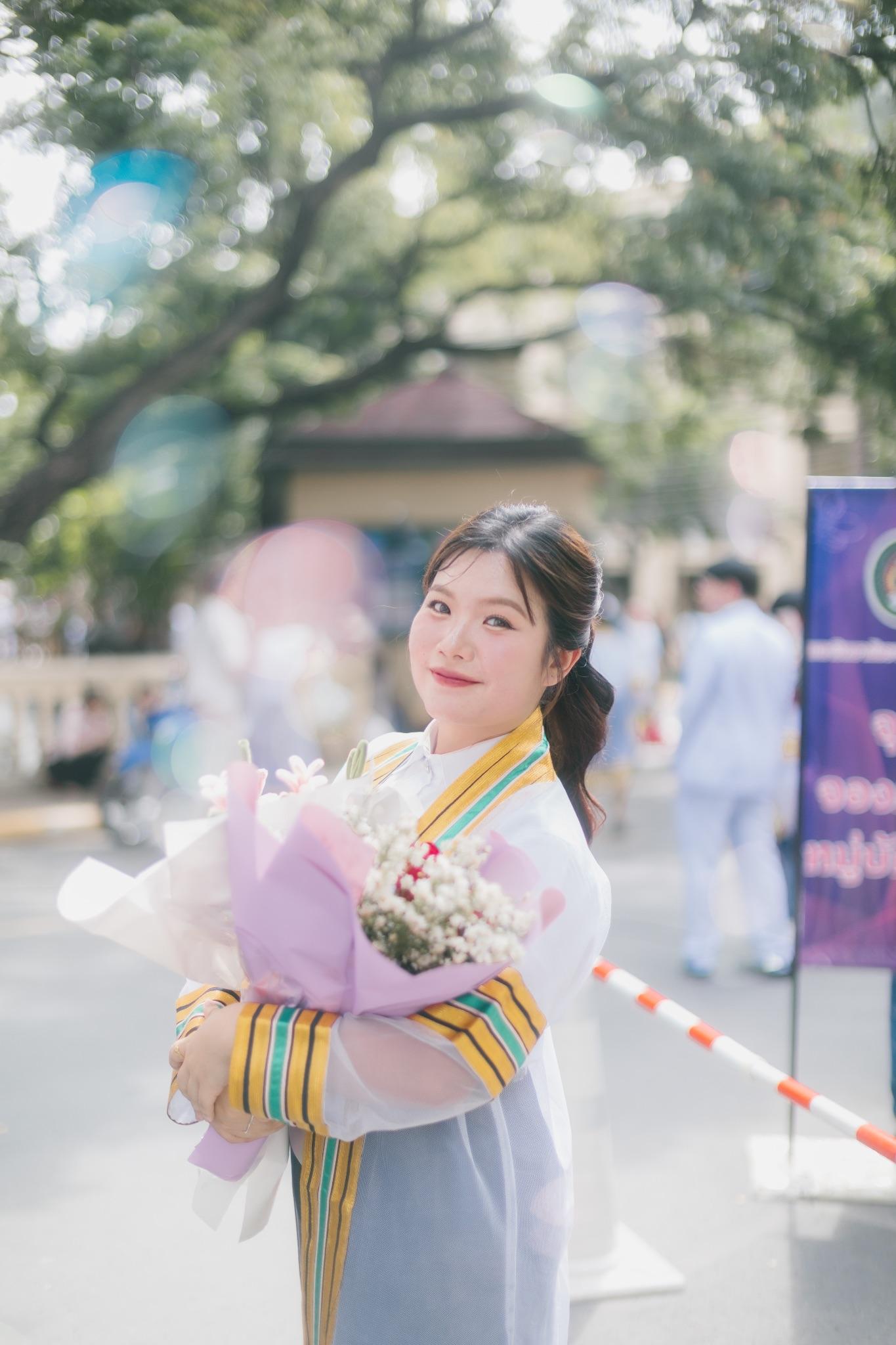 ผลงานรับปริญญา โดย samsi.photo ภาพที่ 3