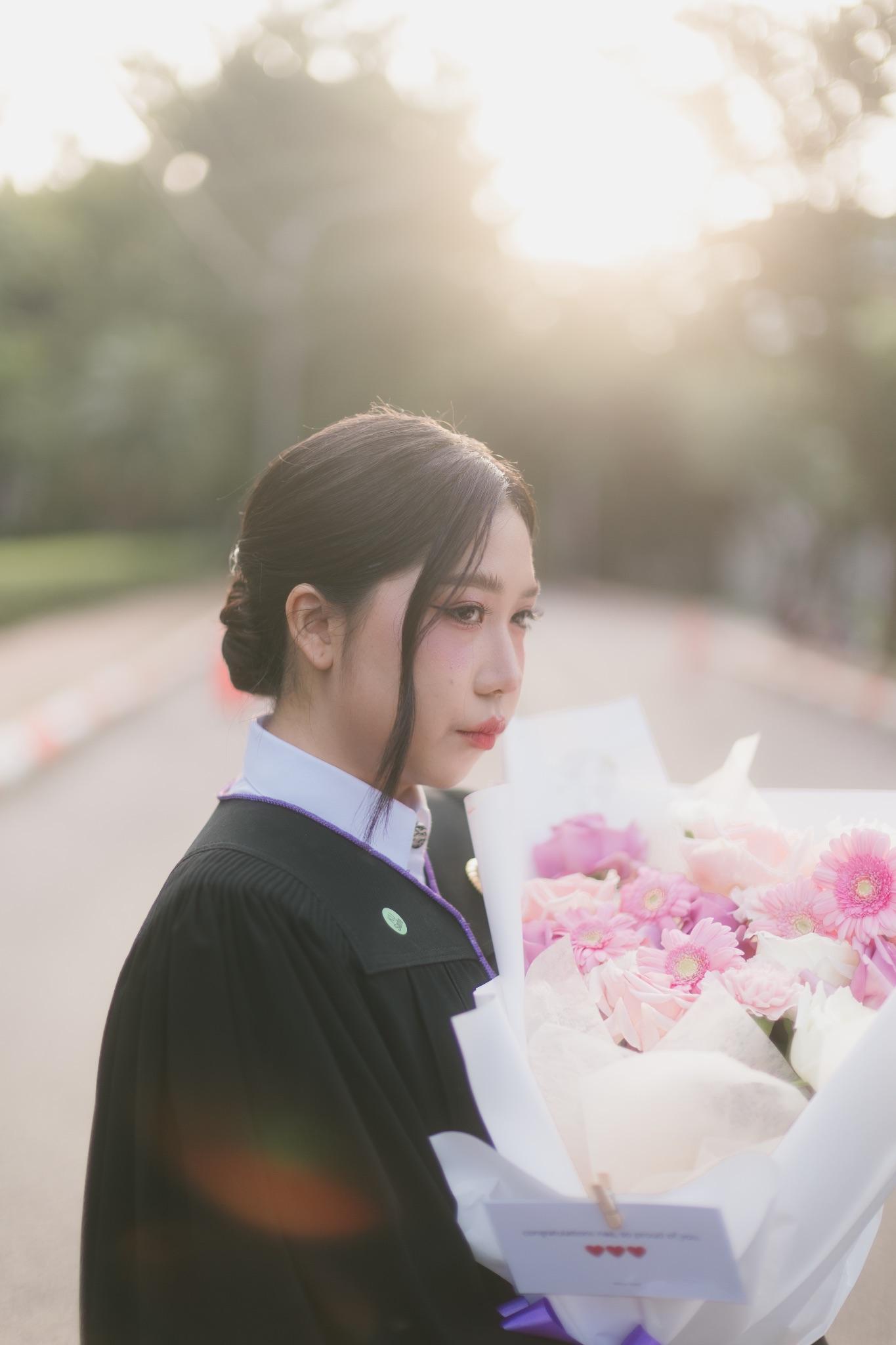 ผลงานรับปริญญา โดย samsi.photo ภาพที่ 19