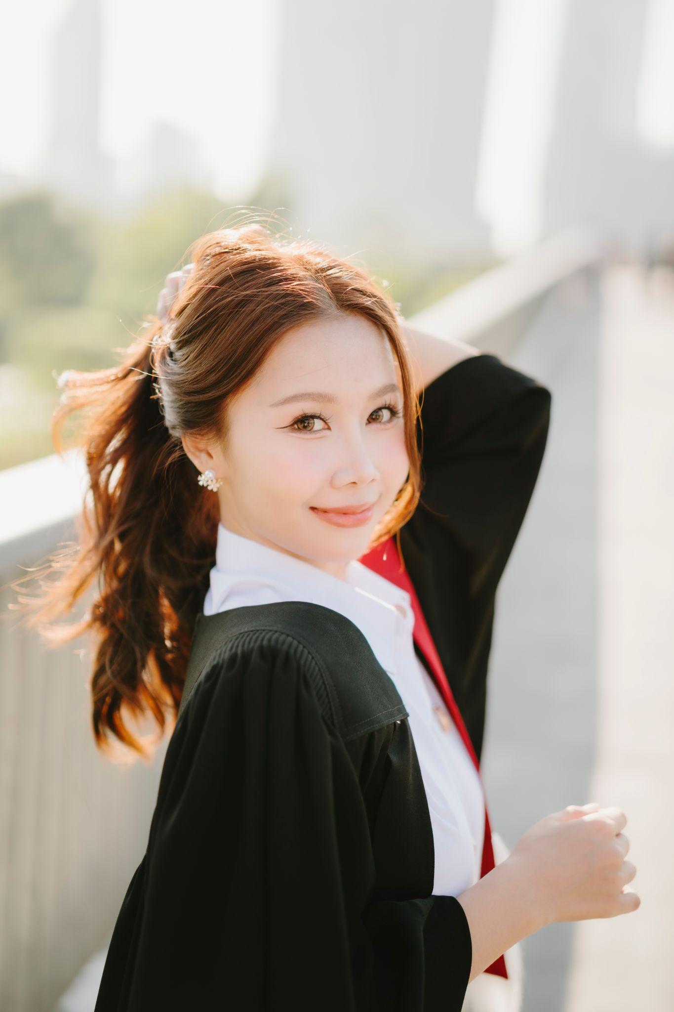ผลงานรับปริญญา มหาวิทยาลัยธรรมศาสตร์ โดย Ks.pixels ภาพที่ 4