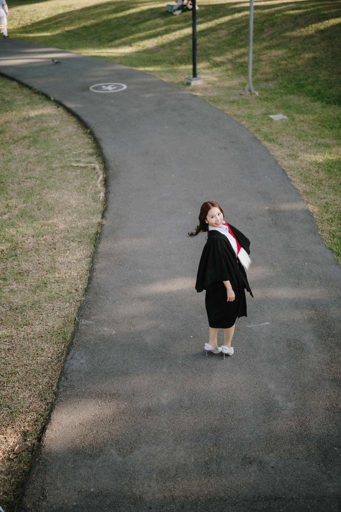 ผลงานรับปริญญา มหาวิทยาลัยธรรมศาสตร์ โดย Ks.pixels ภาพที่ 7