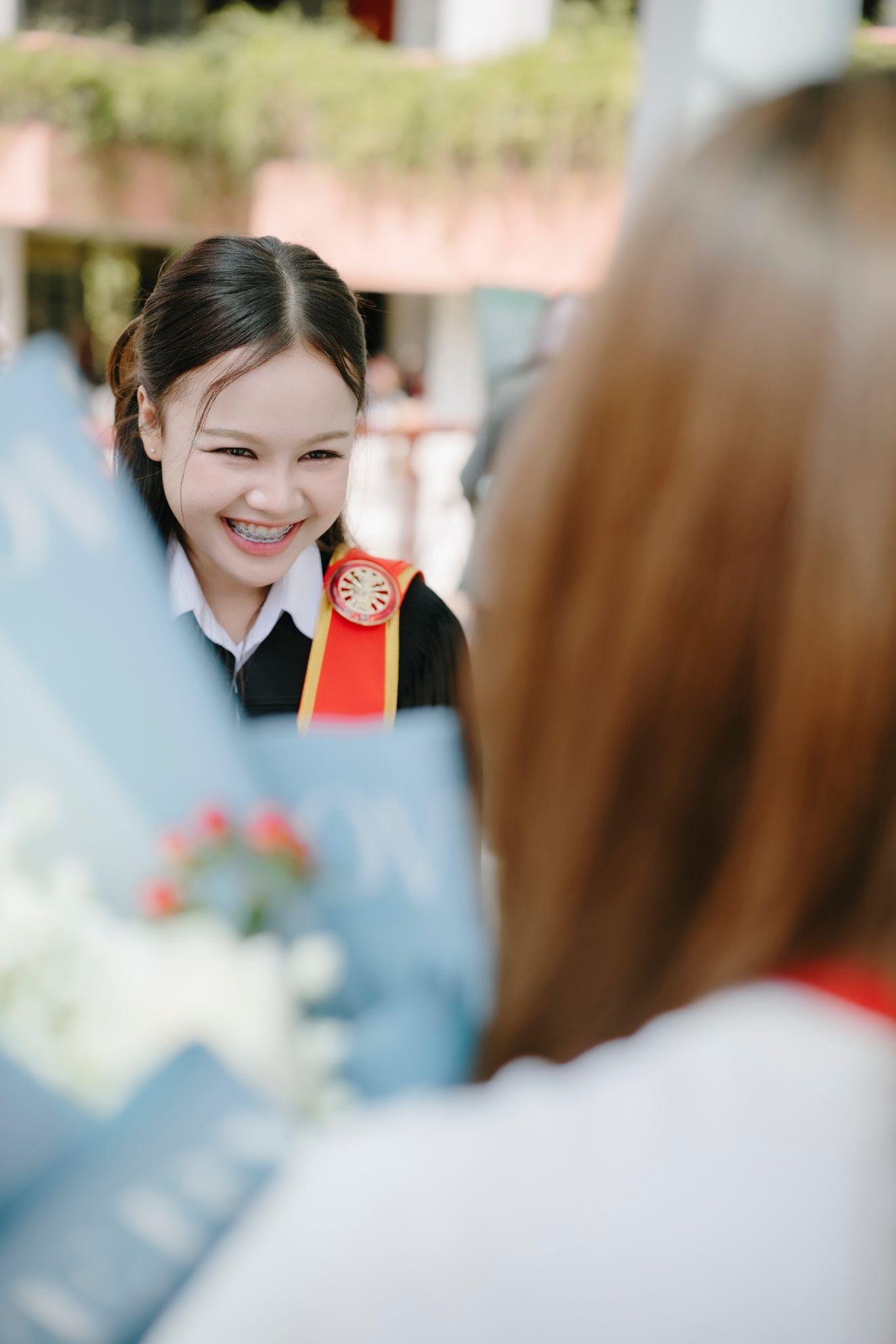 ผลงานรับปริญญา มหาวิทยาลัยธรรมศาสตร์ โดย Ks.pixels ภาพที่ 6