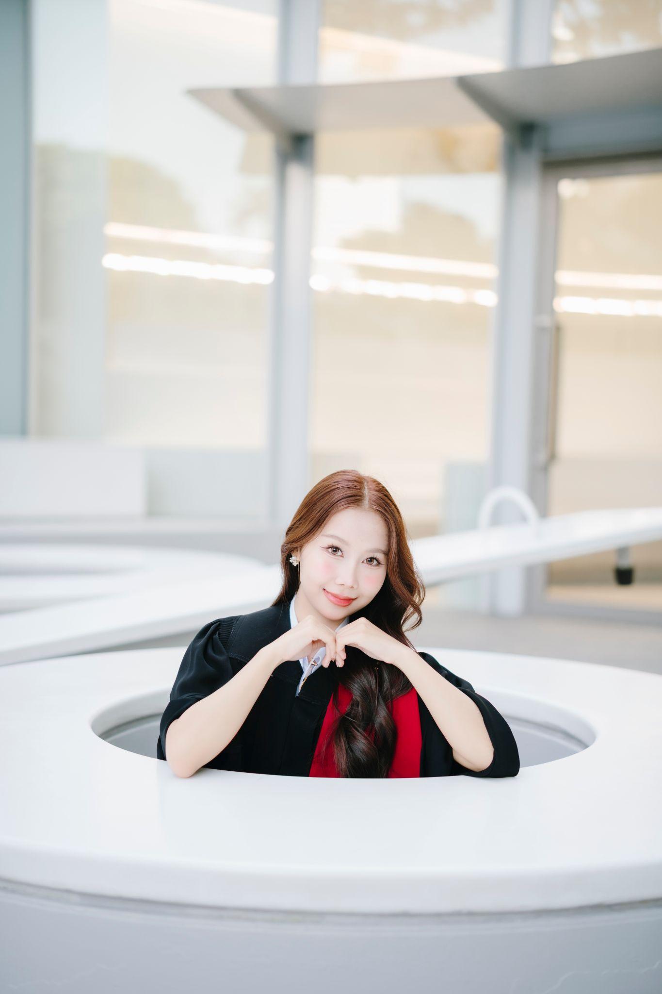 ผลงานรับปริญญา มหาวิทยาลัยธรรมศาสตร์ โดย Ks.pixels ภาพที่ 1