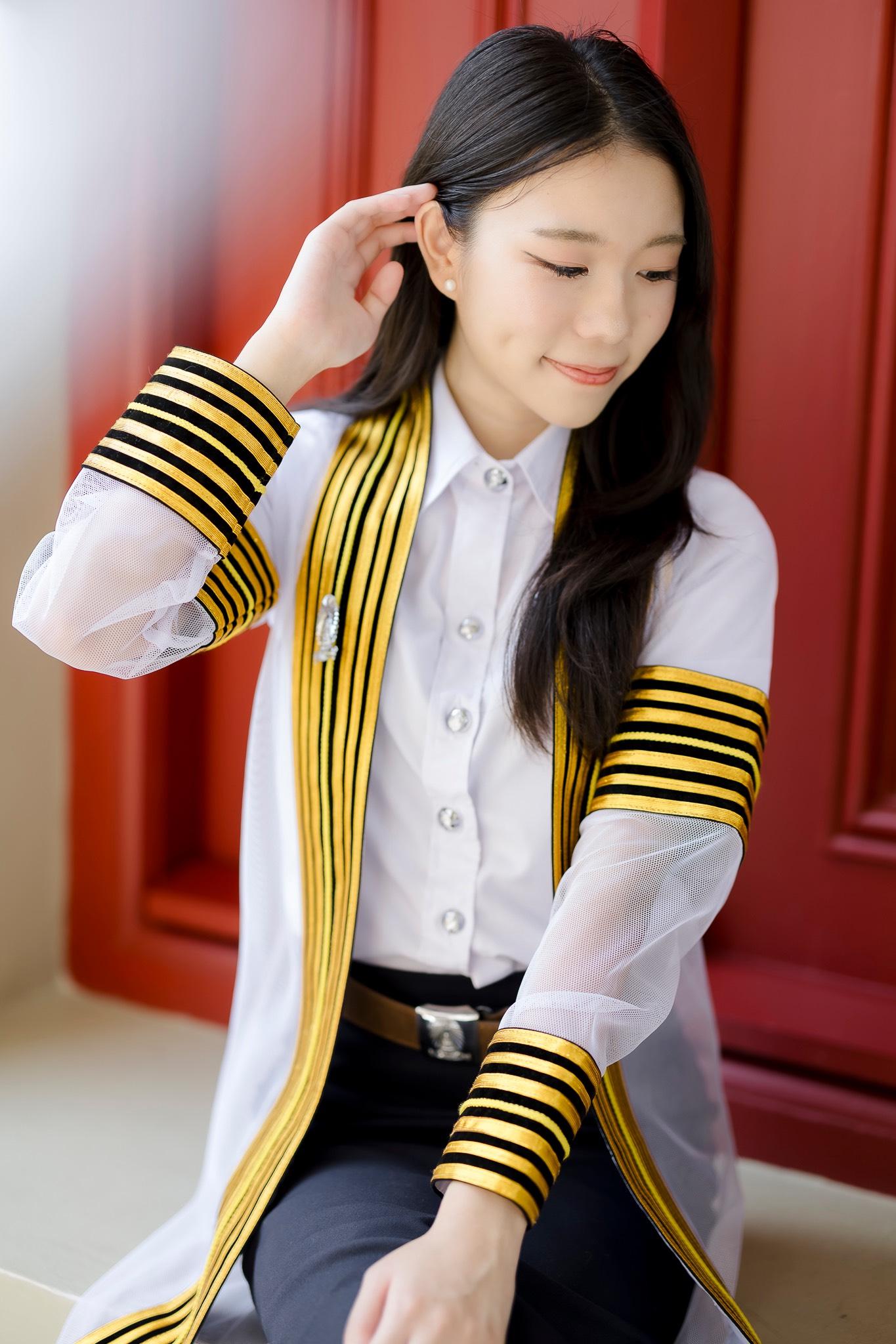 ผลงานรับปริญญา จุฬาลงกรณ์มหาวิทยาลัย โดย ข้าวถ่ายรูปเป็น ภาพที่ 2