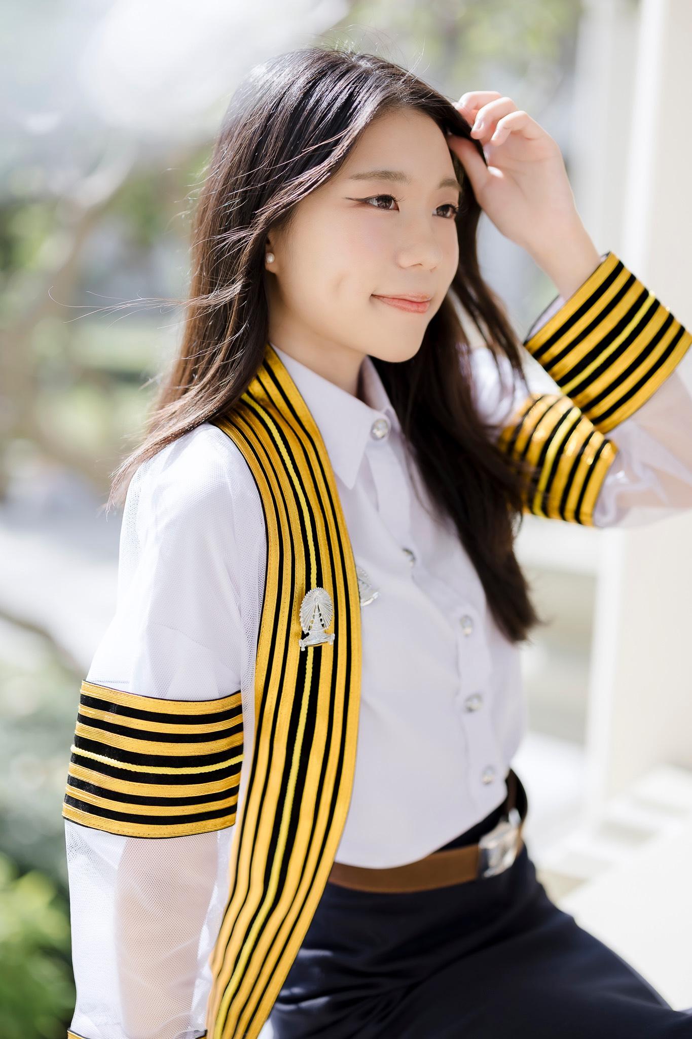 ผลงานรับปริญญา จุฬาลงกรณ์มหาวิทยาลัย โดย ข้าวถ่ายรูปเป็น ภาพที่ 14