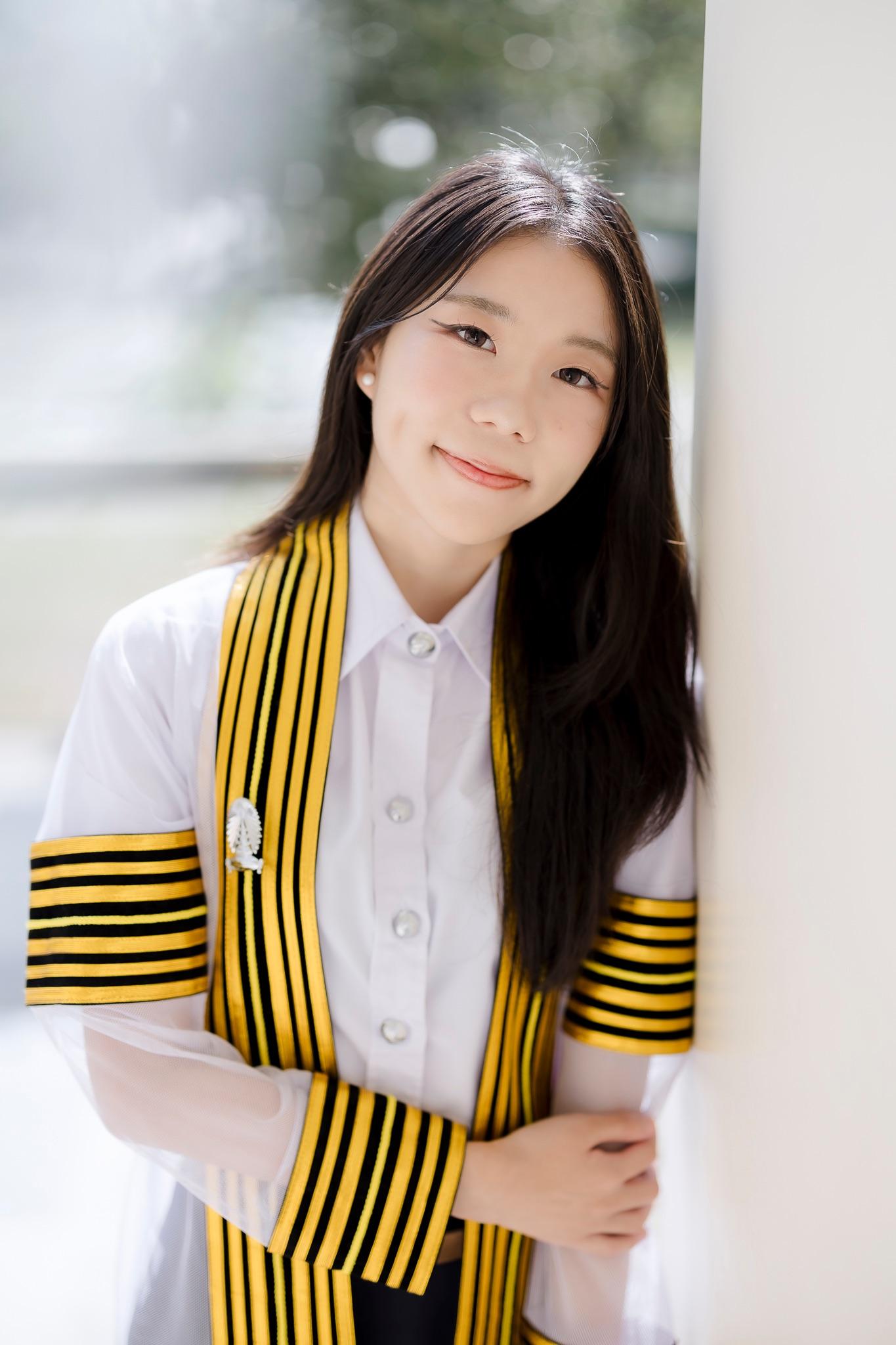 ผลงานรับปริญญา จุฬาลงกรณ์มหาวิทยาลัย โดย ข้าวถ่ายรูปเป็น ภาพที่ 12