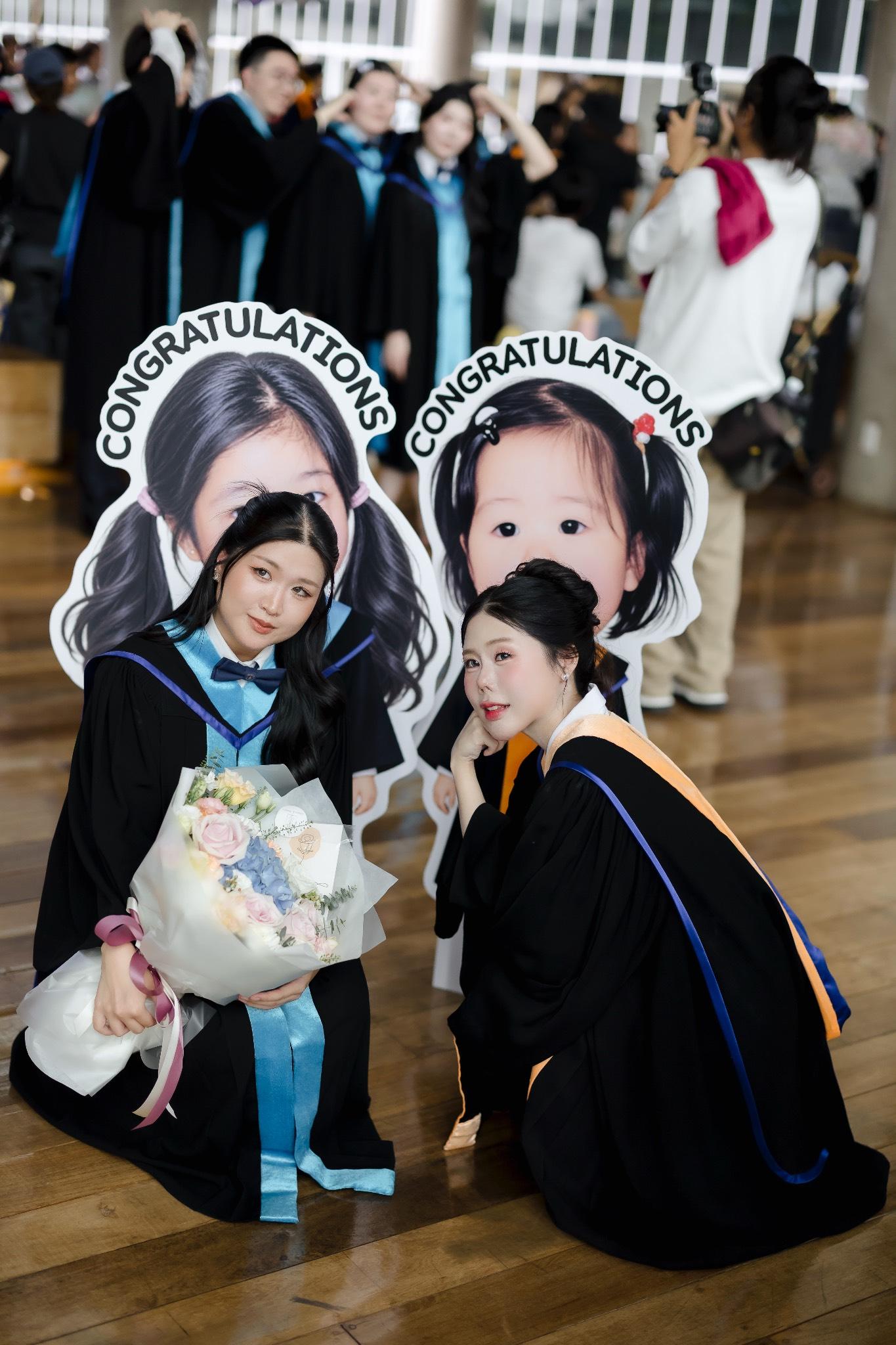 ผลงานรับปริญญา มหาวิทยาลัยมหิดล โดย ข้าวถ่ายรูปเป็น ภาพที่ 19