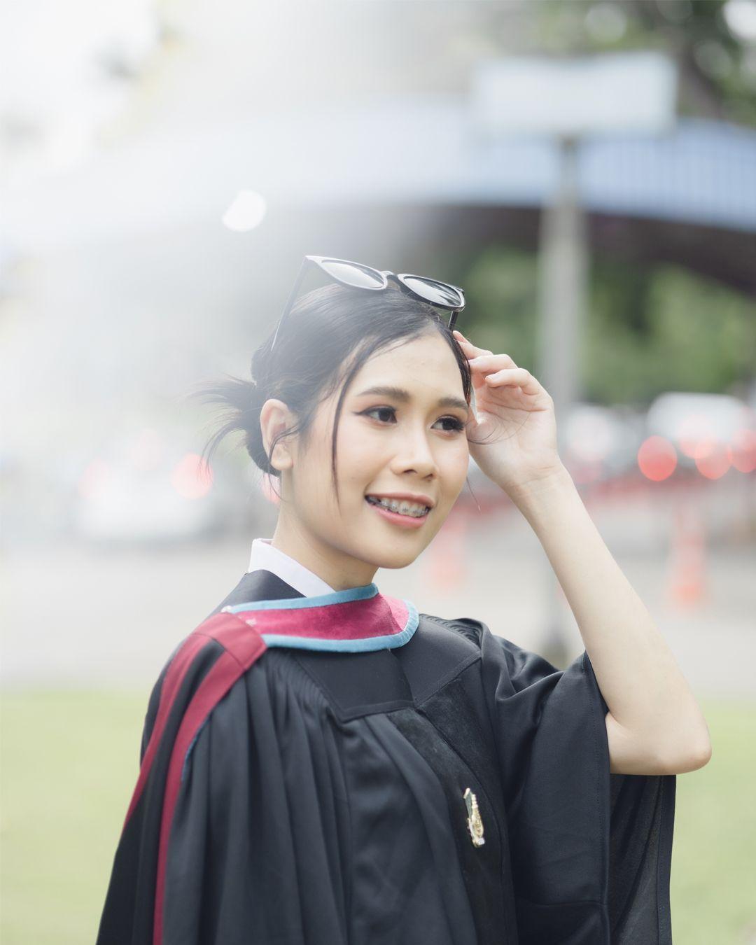 ผลงานรับปริญญา โดย NIXS.IMAGE ภาพที่ 2