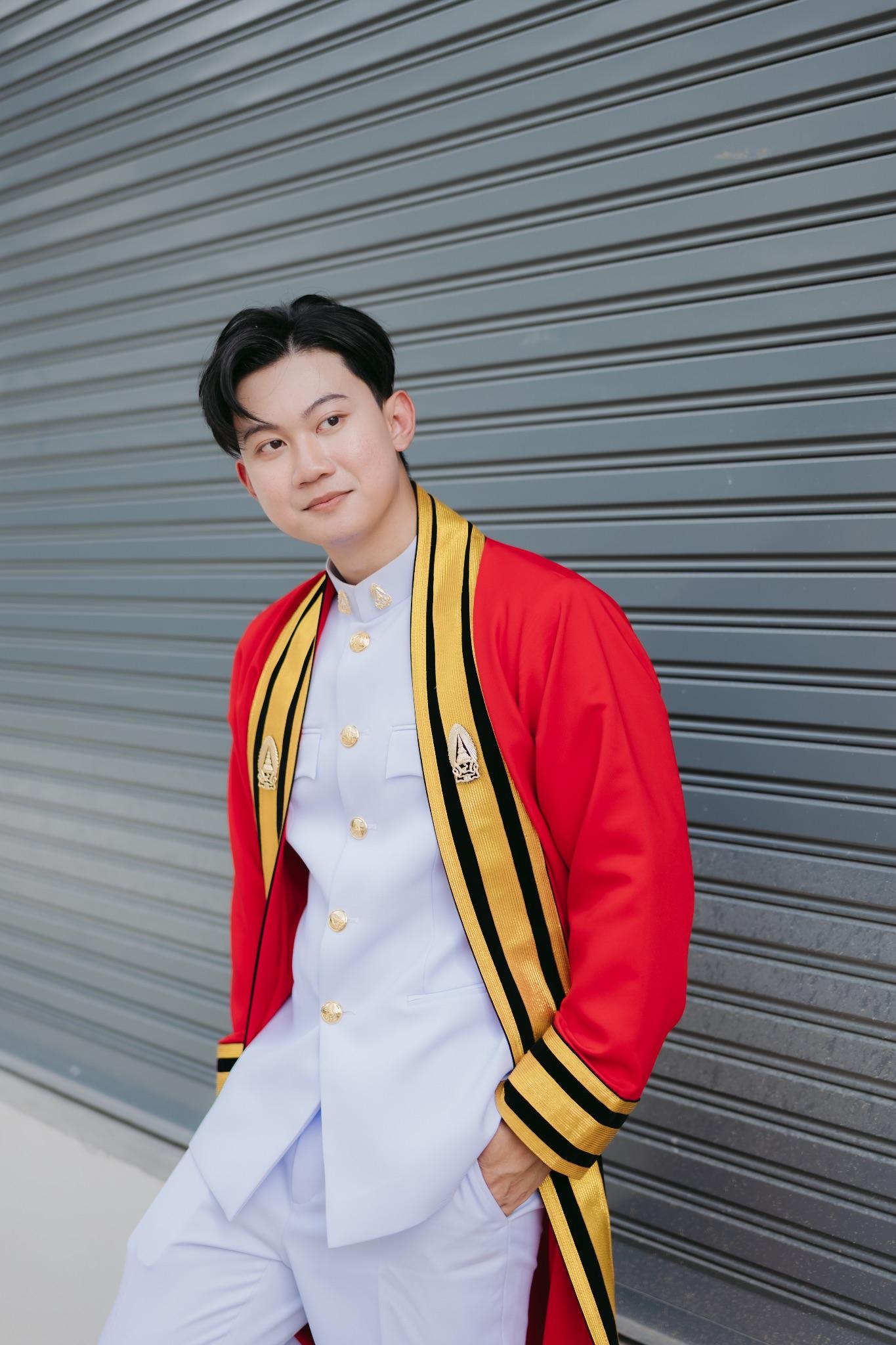ผลงานรับปริญญา มหาวิทยาลัยรามคำแหง โดย AIY.YOURS ภาพที่ 7